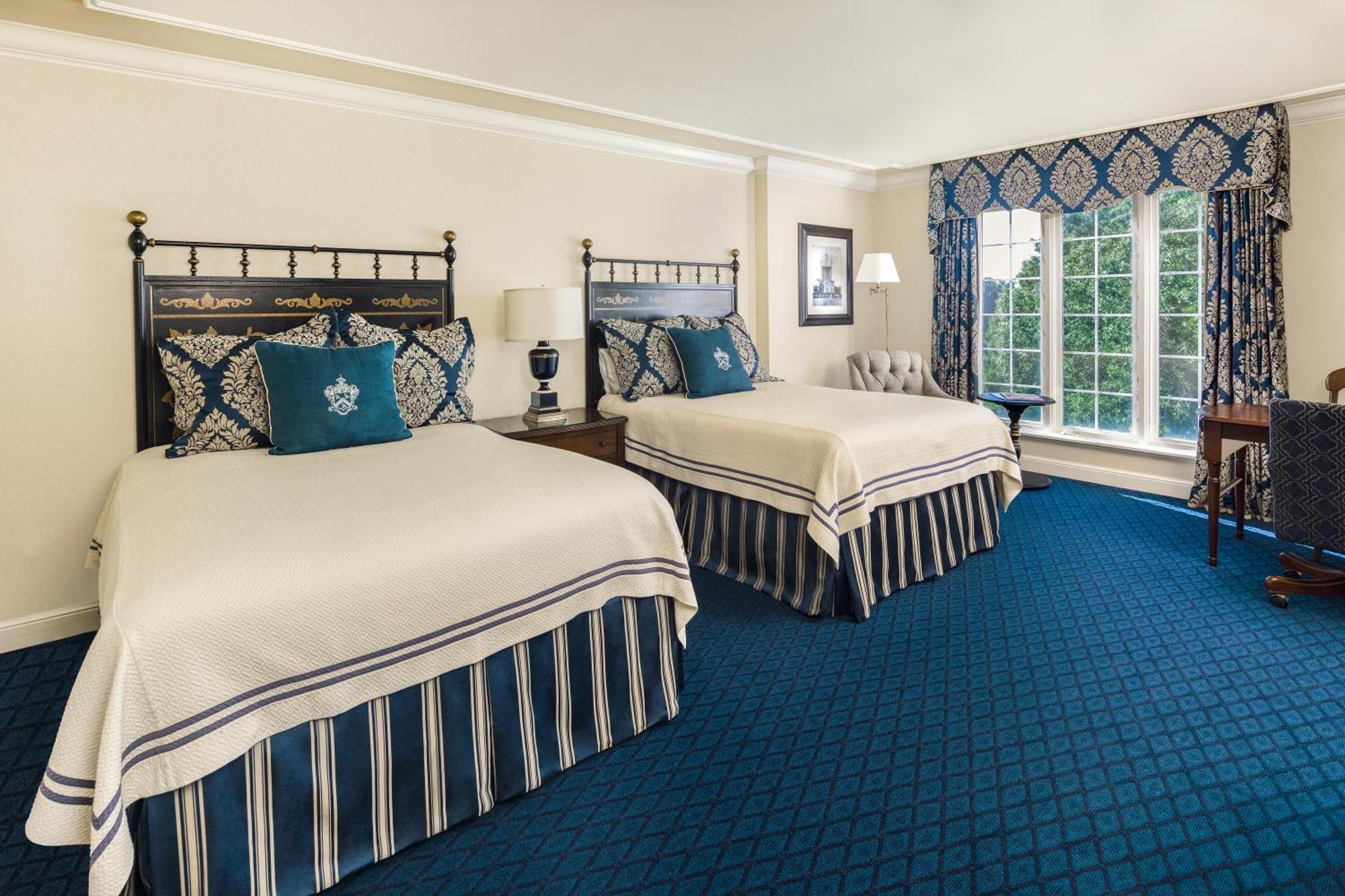 Double Room Two Double Beds Golf View