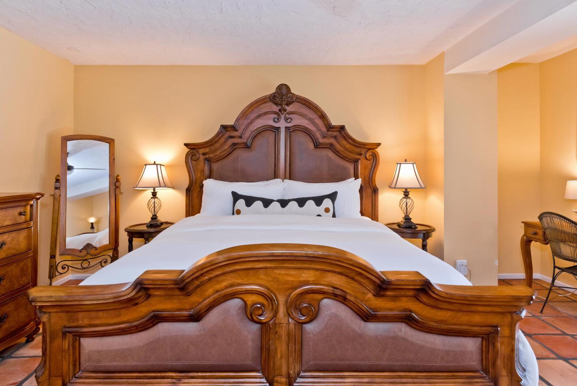 Queen Room