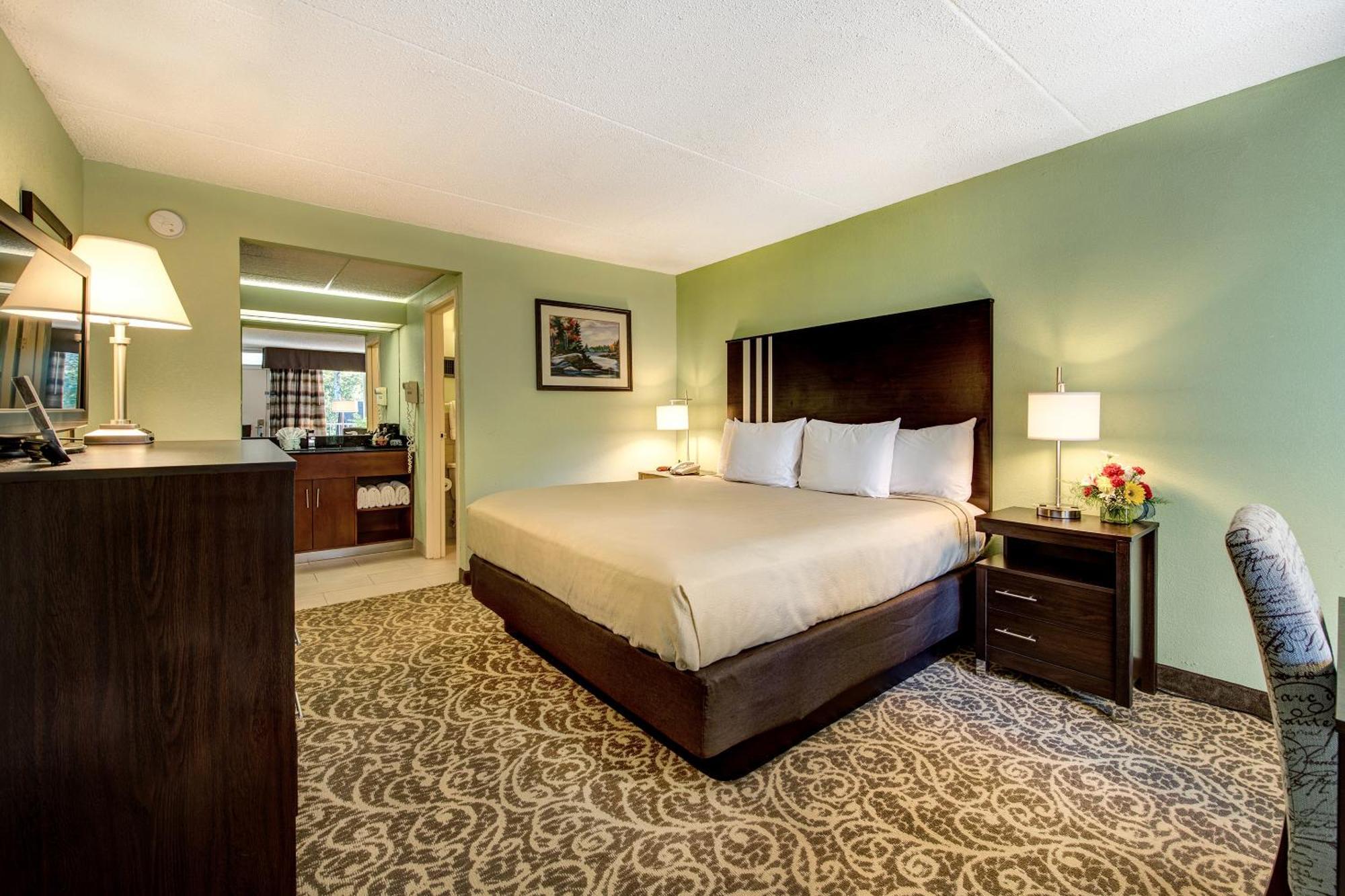 Standard King Room