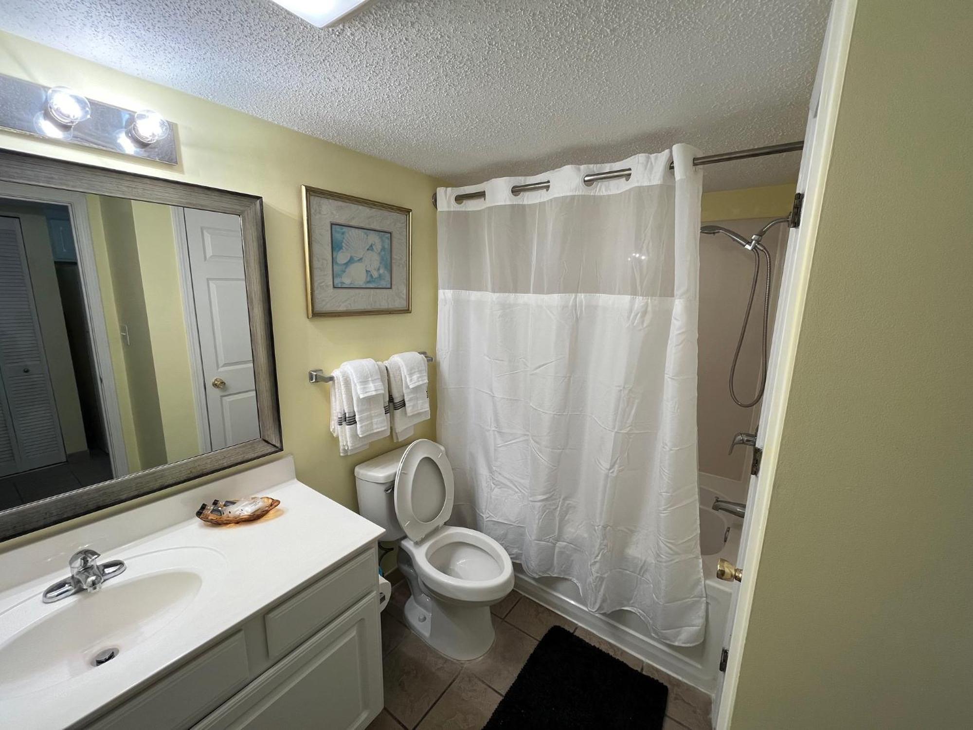 Deluxe One-Bedroom Apartment Ocean View