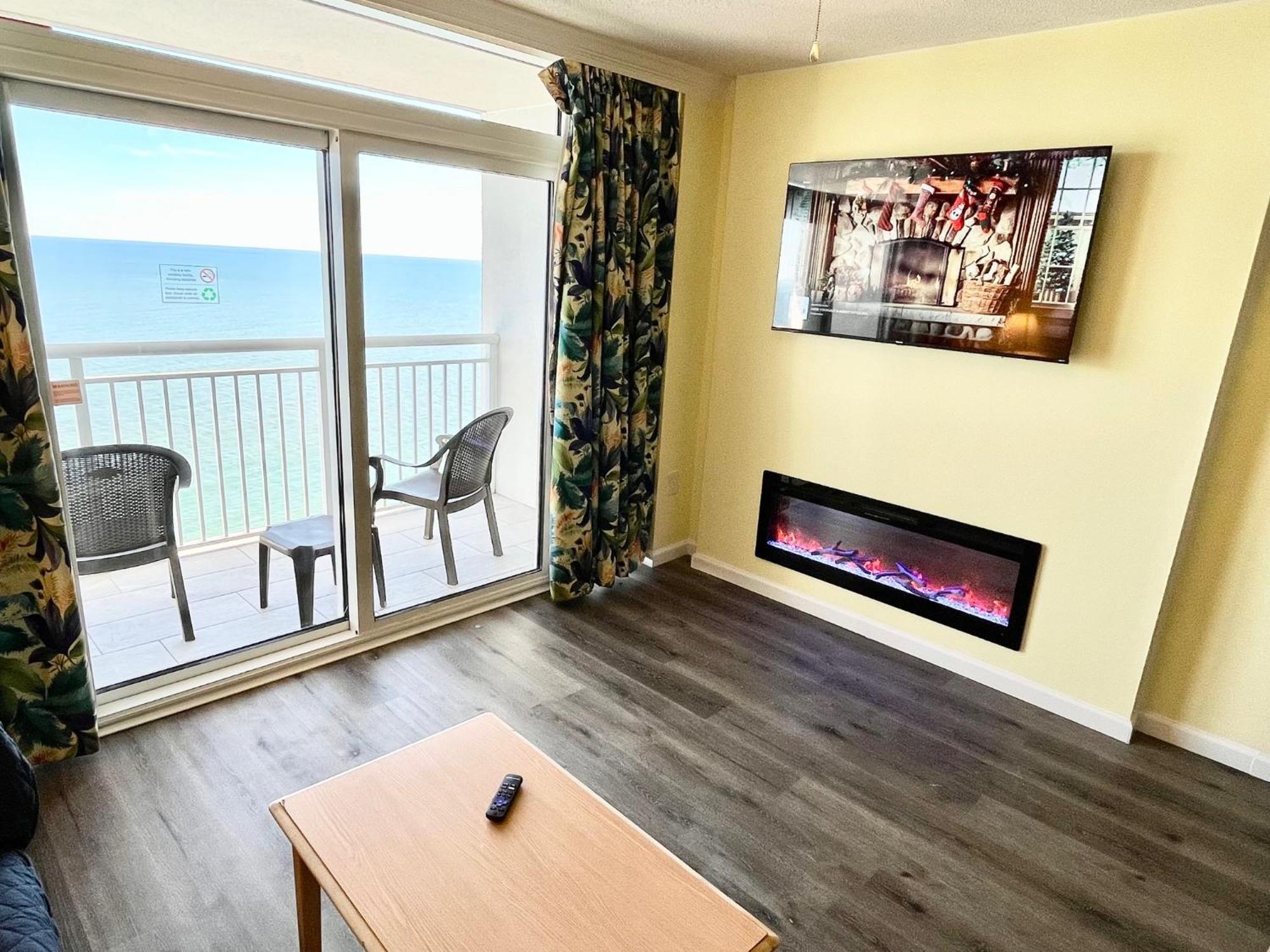 Deluxe One-Bedroom Apartment Ocean View