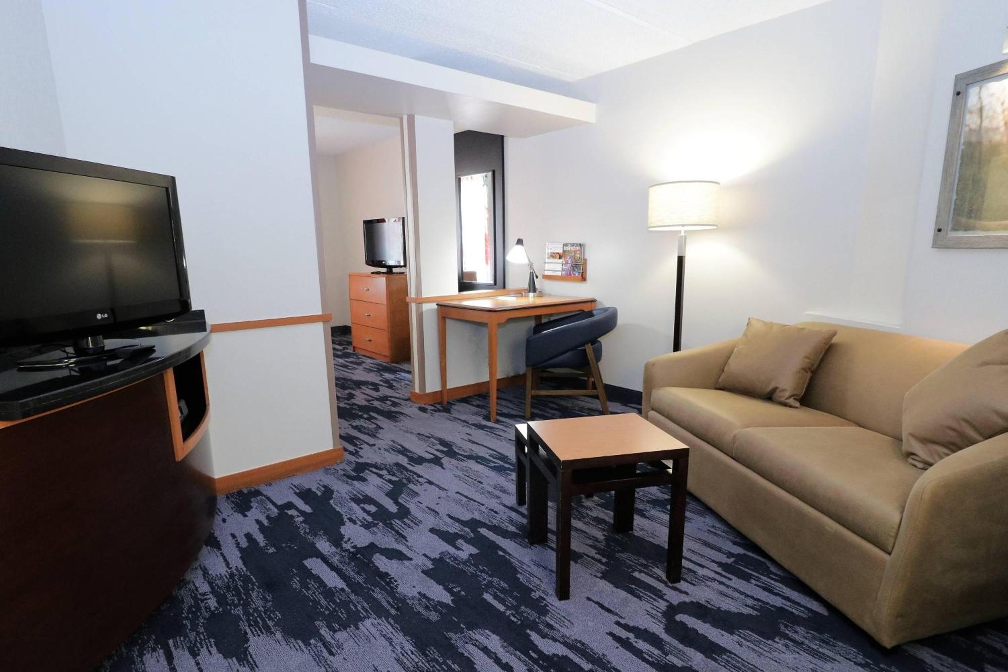 King Suite Bathtub Sofa Bed Mobility Access or Hearing Accessible