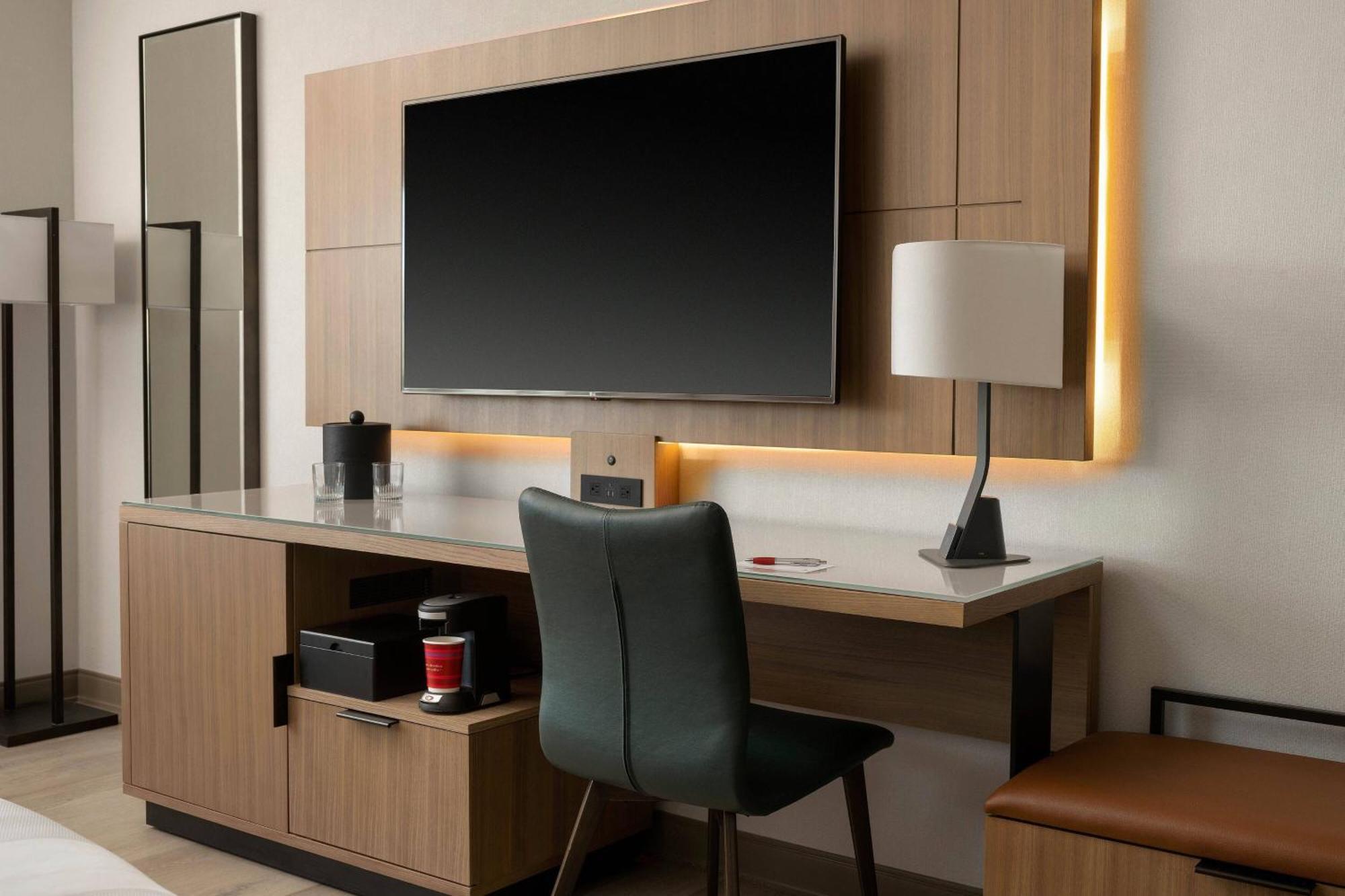 Standard King Room