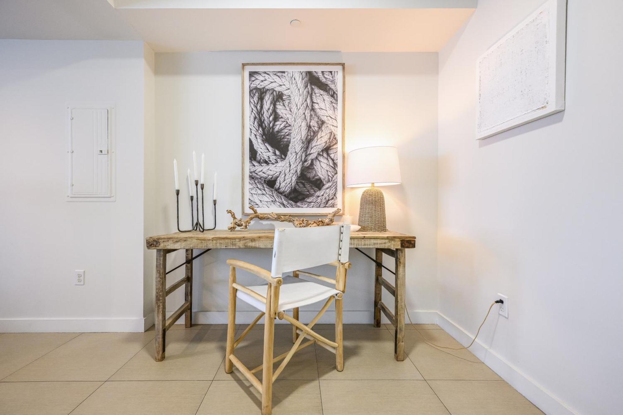 One-Bedroom Apartment Partial Sea View