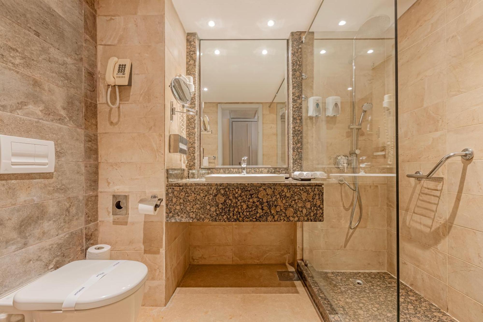 Apartament typu Junior Suite z widokiem na morze