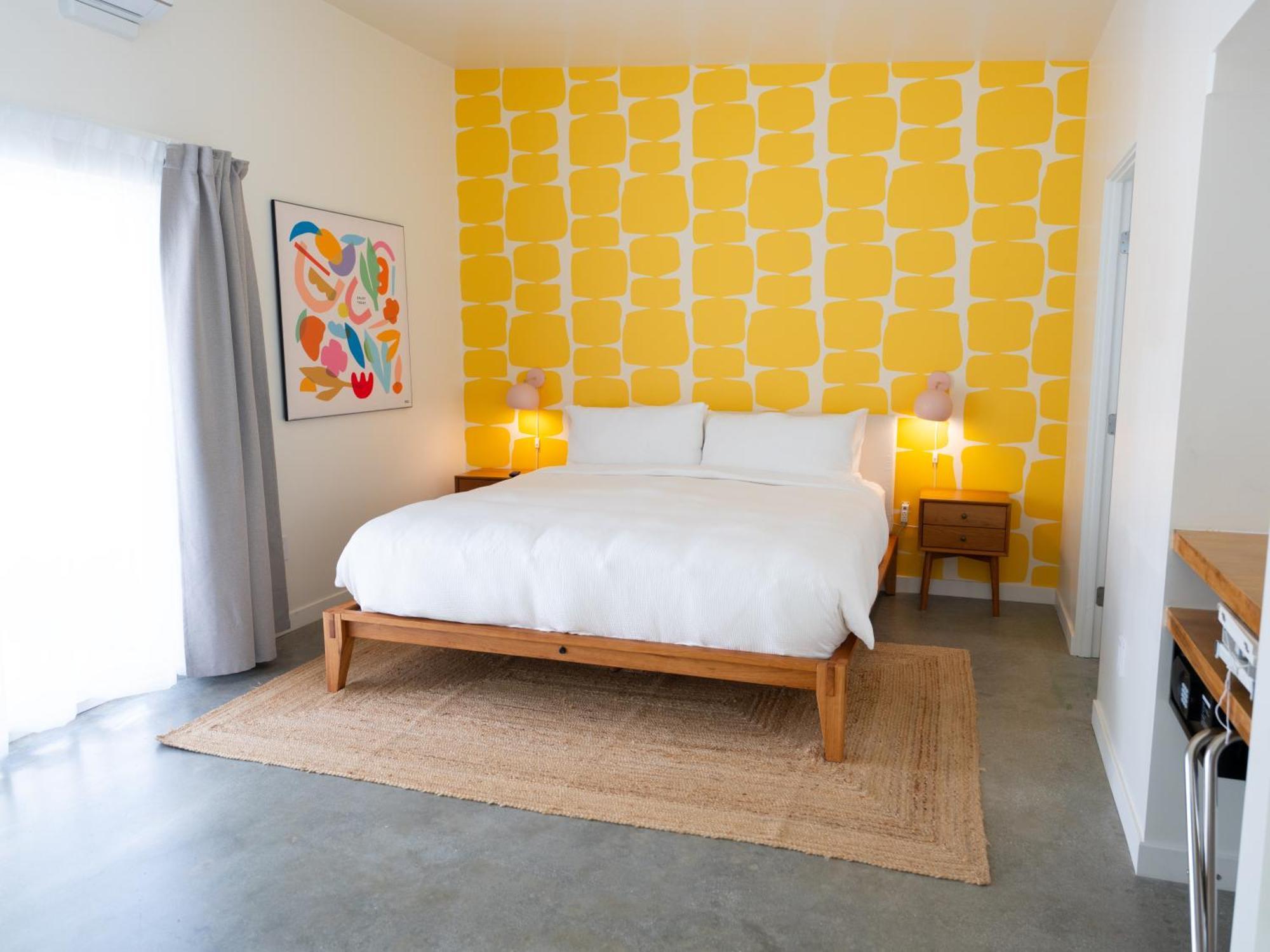 Deluxe King Room