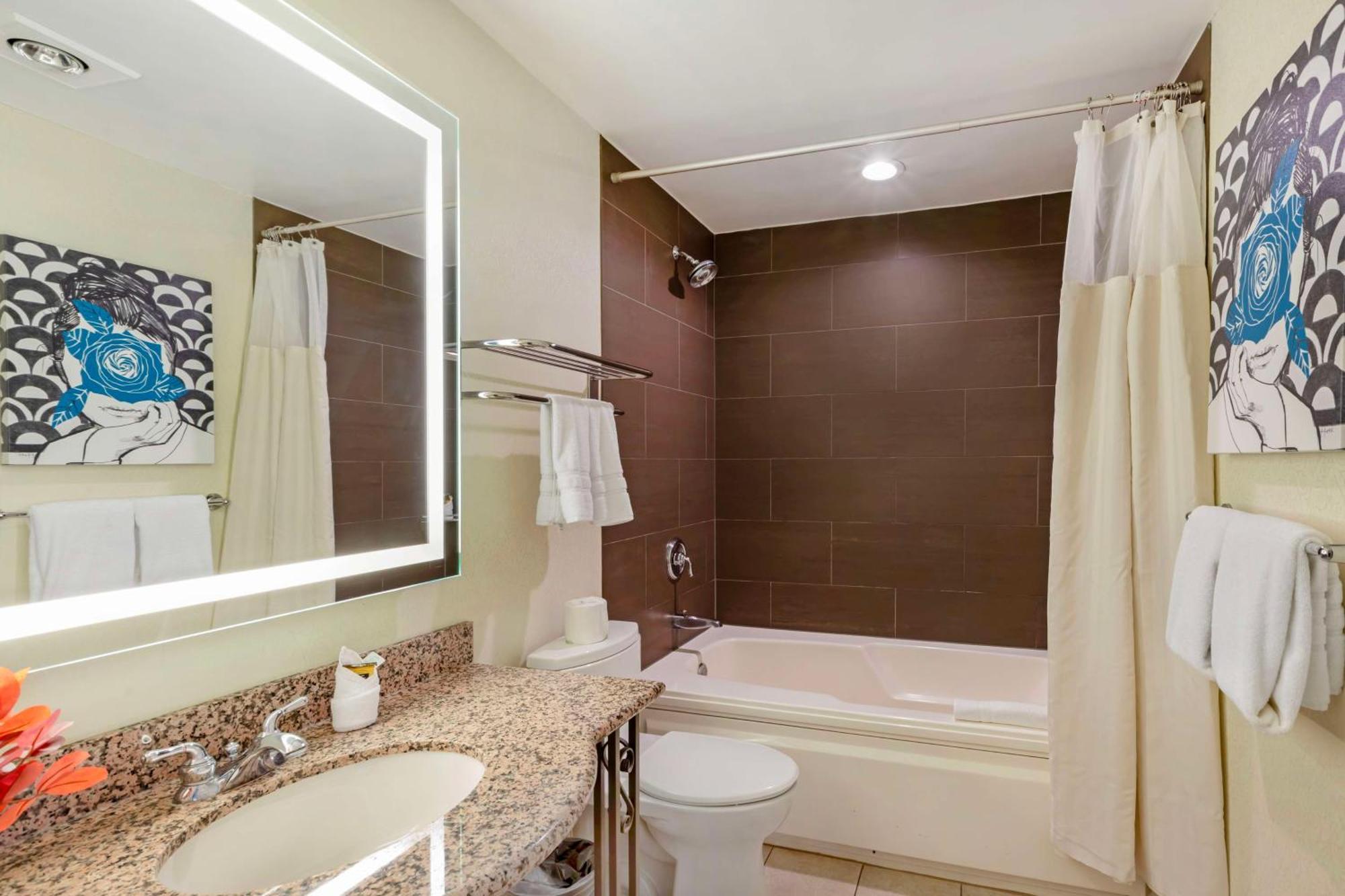 King Room Jacuzzi