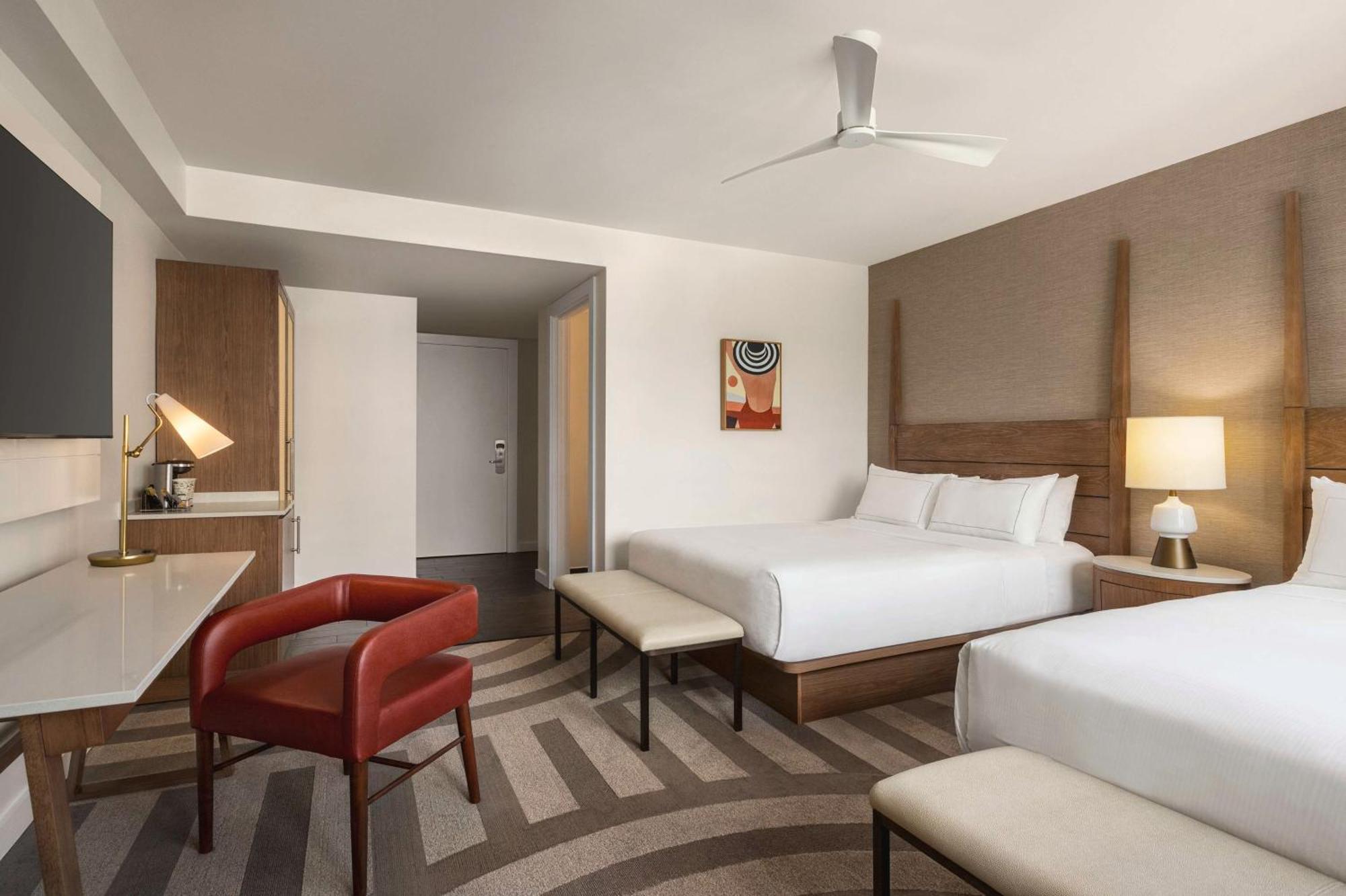 Queen Room Two Queen Beds Balcony Partial Ocen View