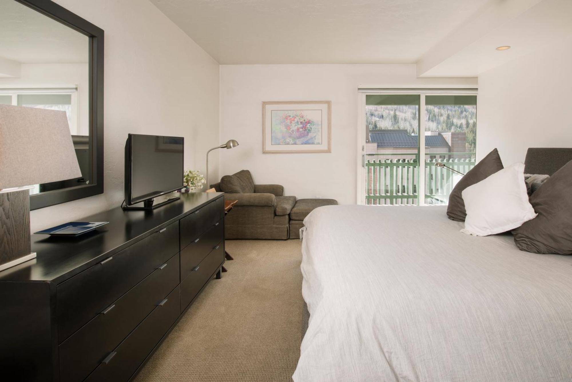 Two-Bedroom Apartment Mountain View