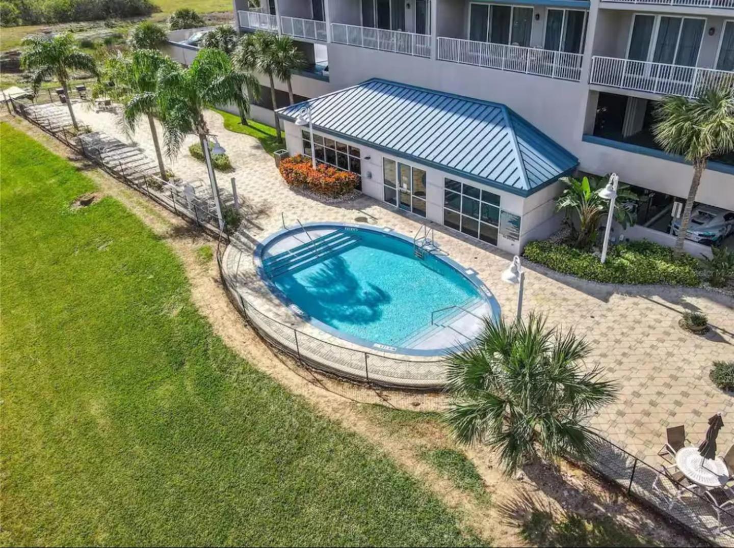 Two-Bedroom Apartment Water View
