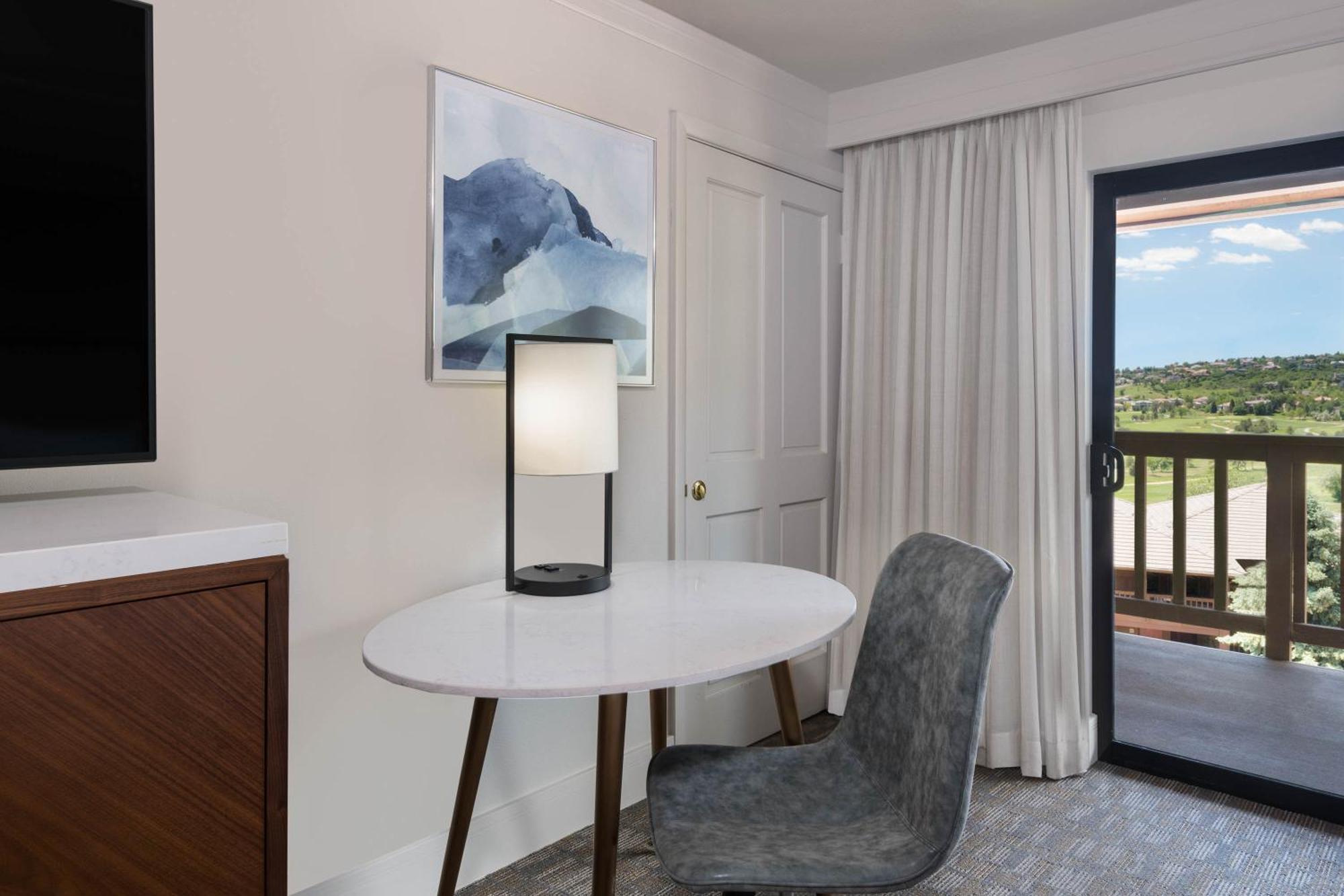 King Room Mountain View