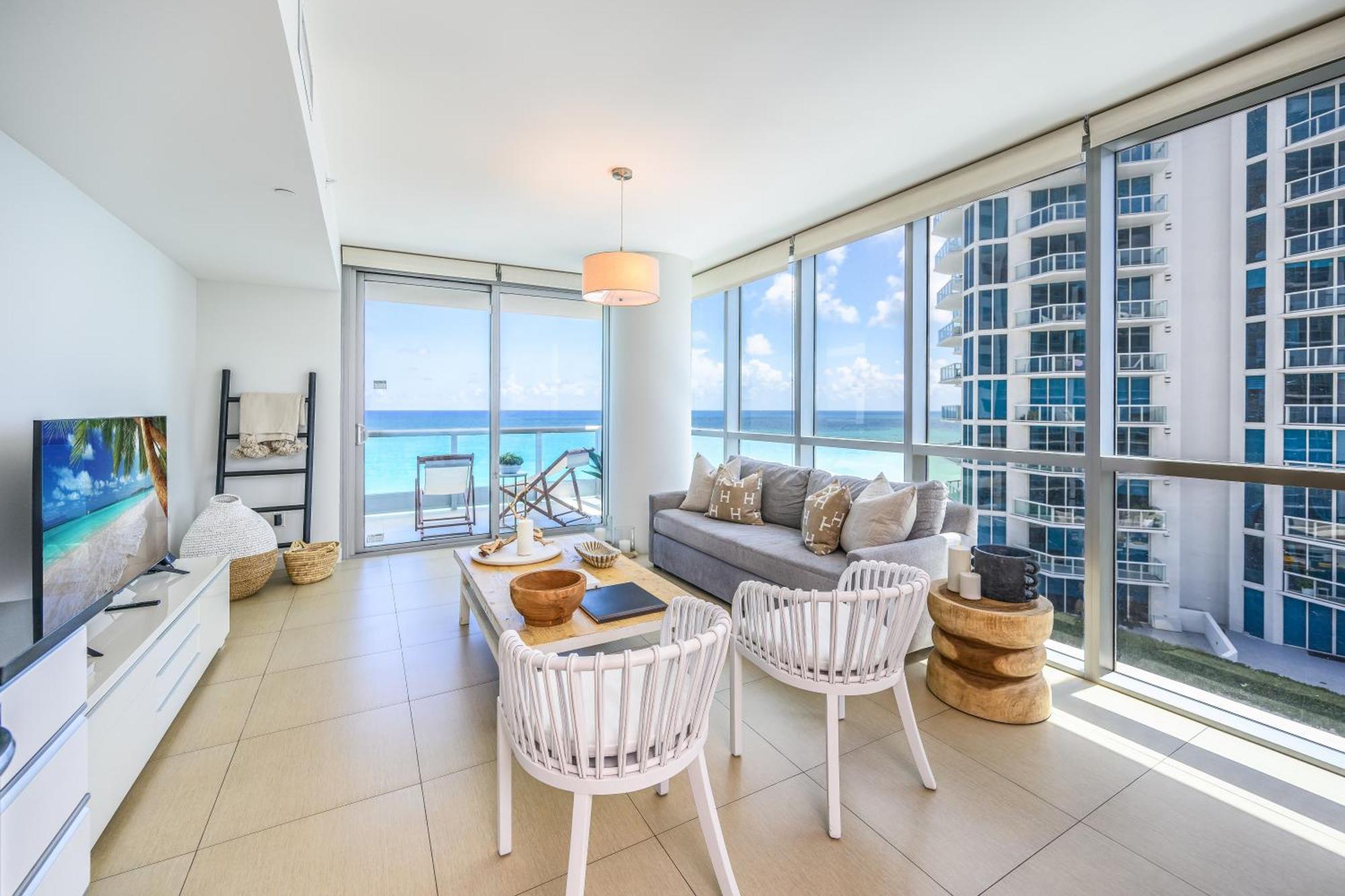 Apartment Sea View