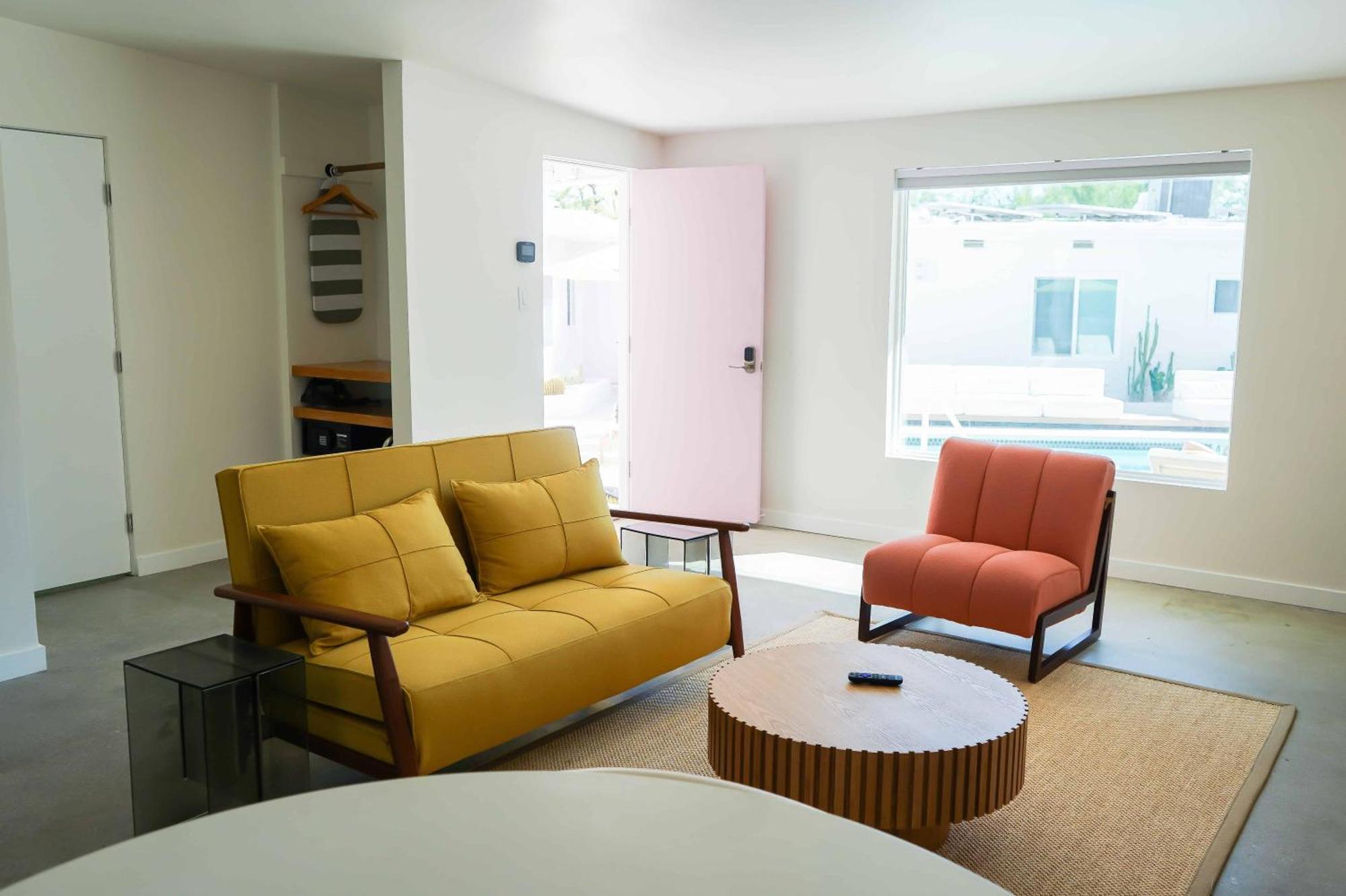 Superior King Room