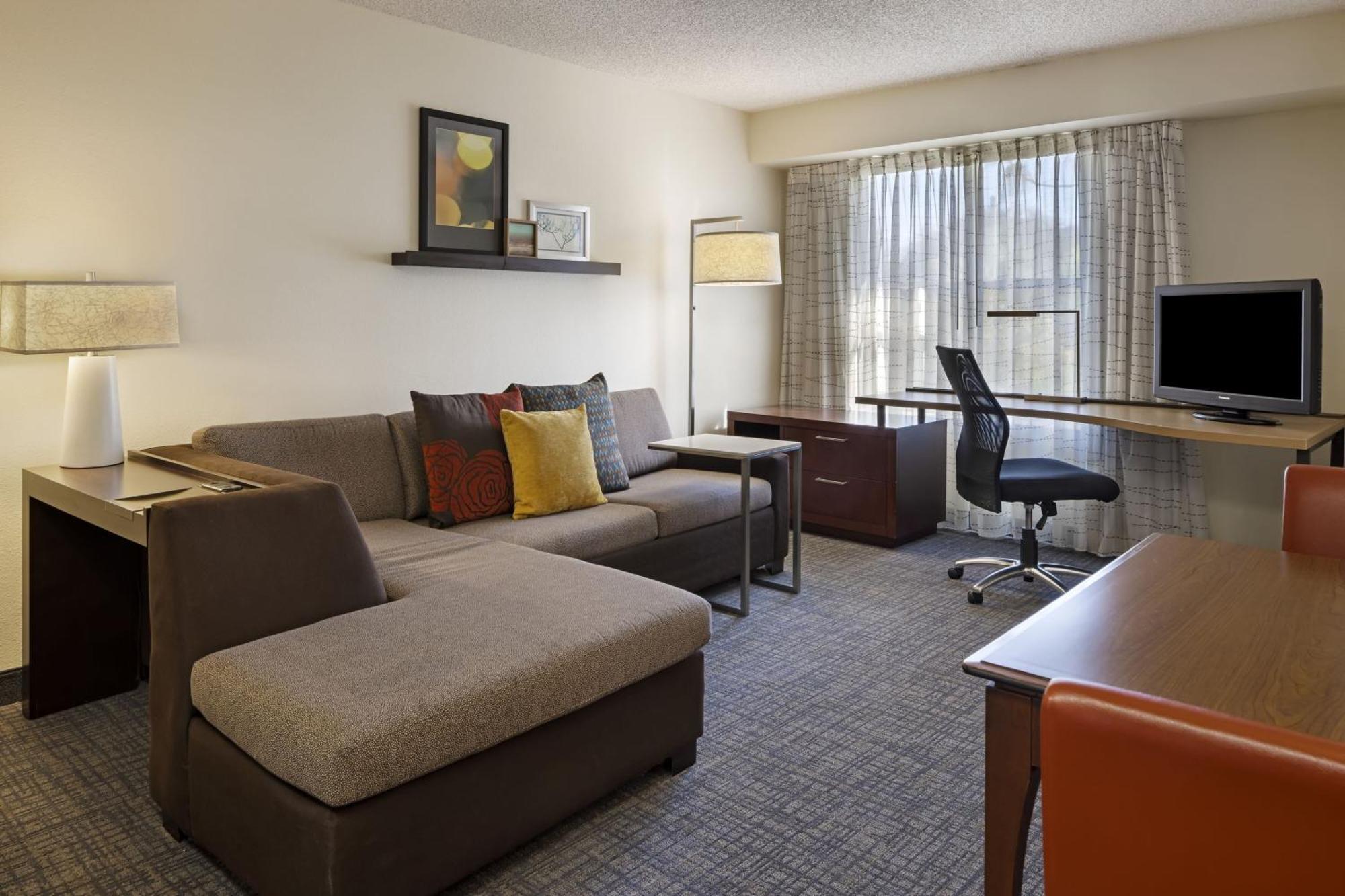 One-Bedroom Suite