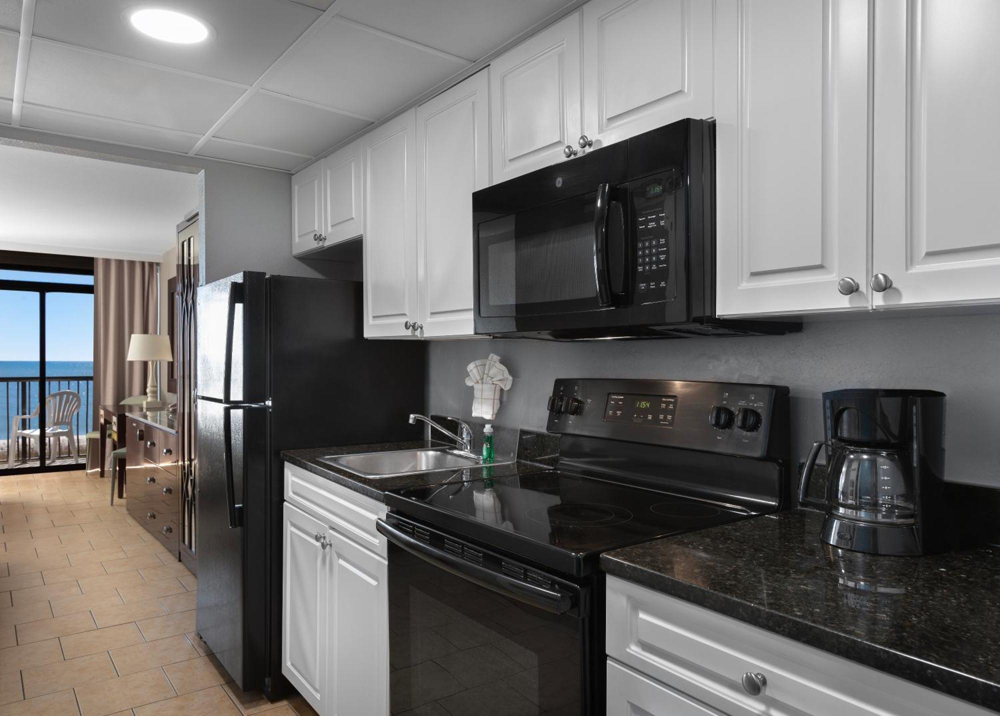 Premium King Efficiency Room Ocean Front