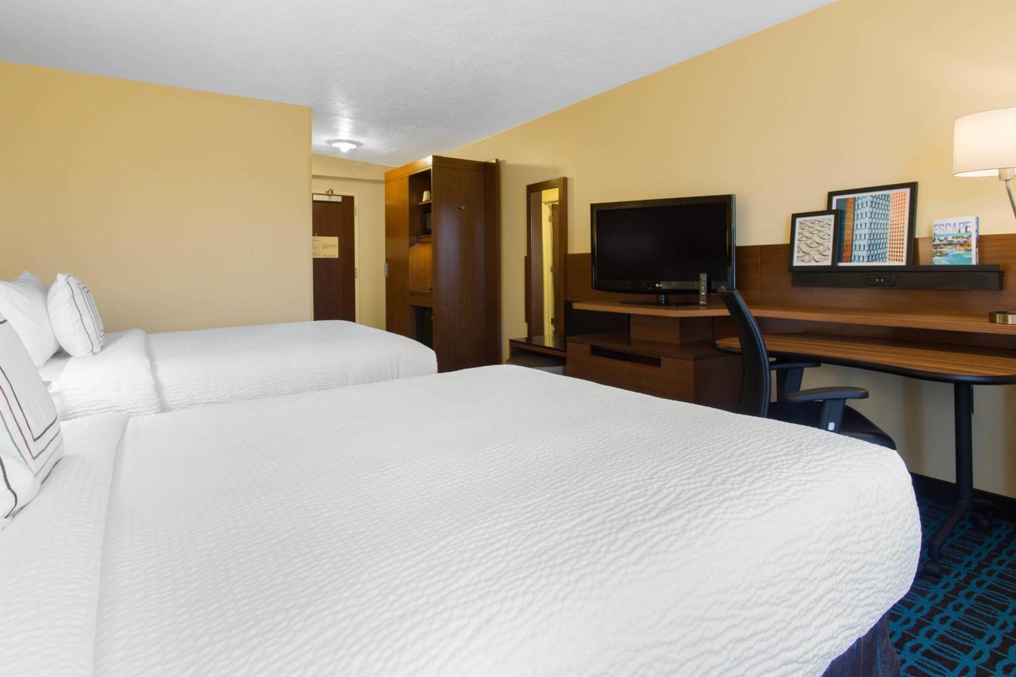 Queen Room Two Queen Beds