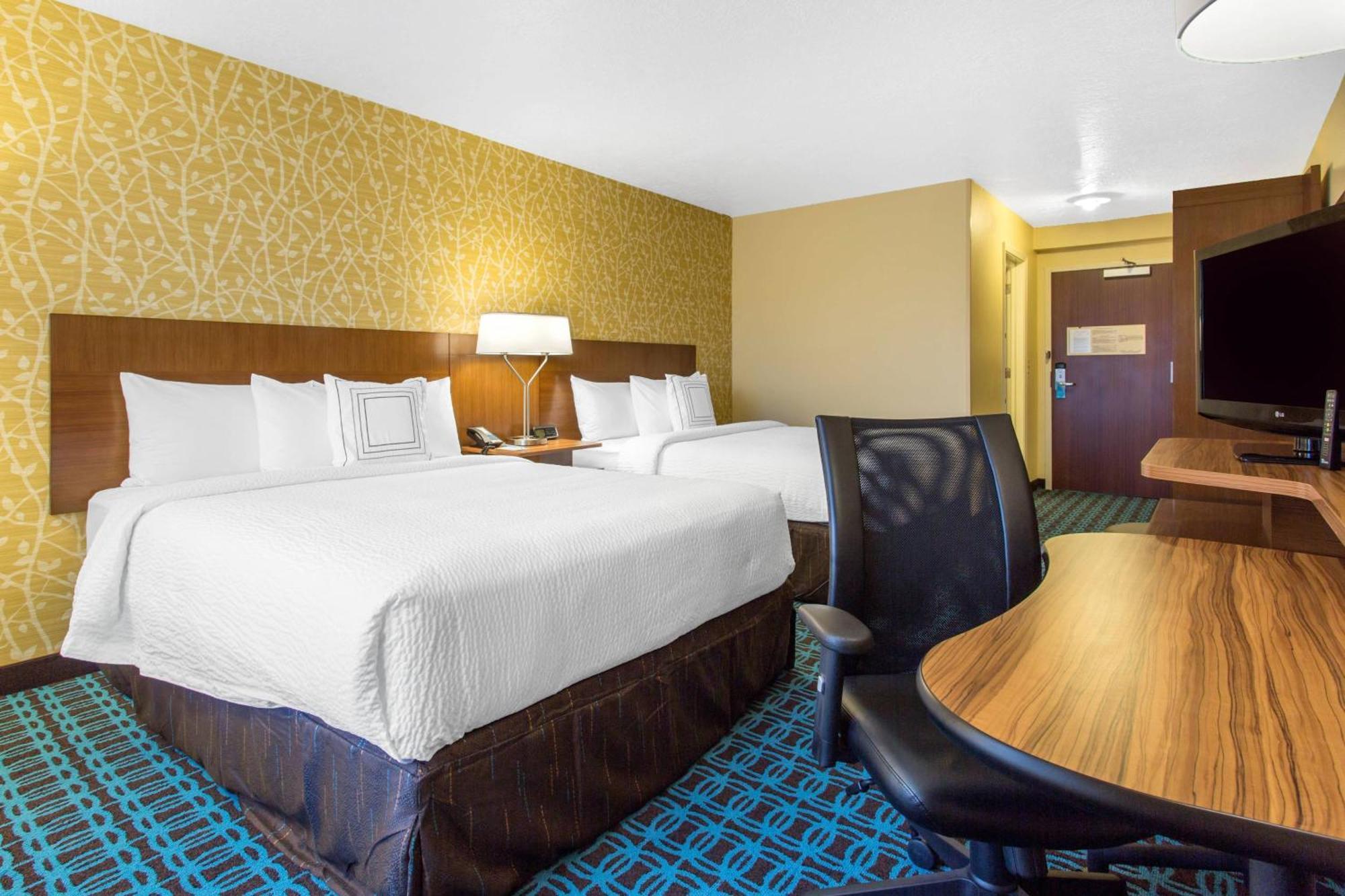 Queen Room Two Queen Beds