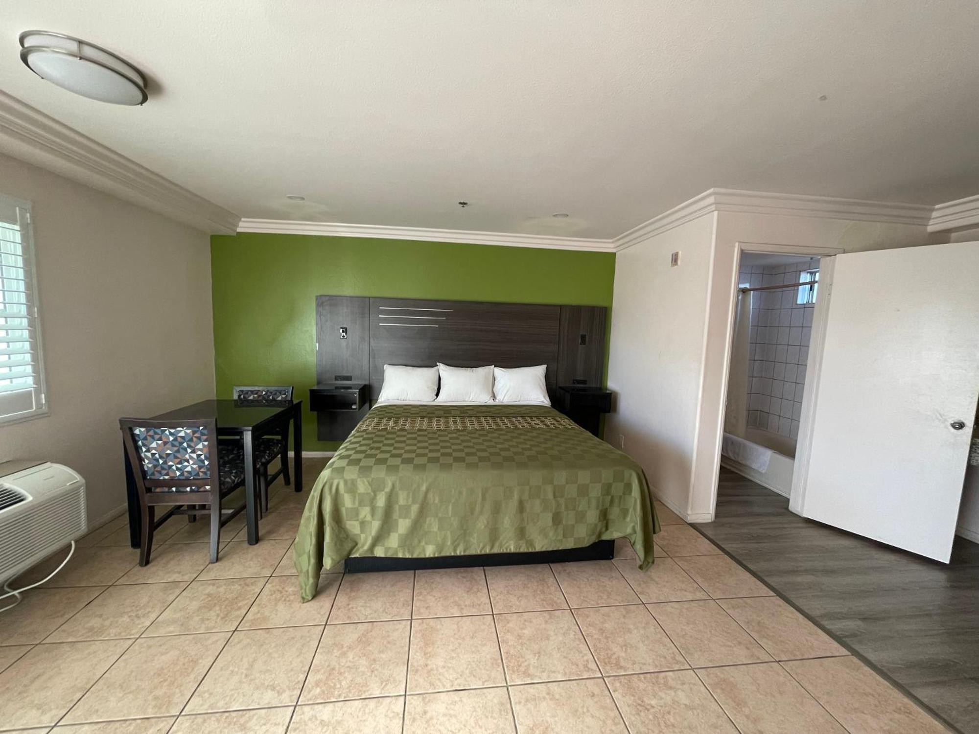 King Room