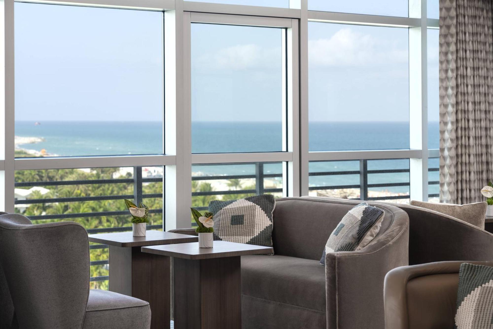 Club Partial Ocean View Room 2 Double Beds