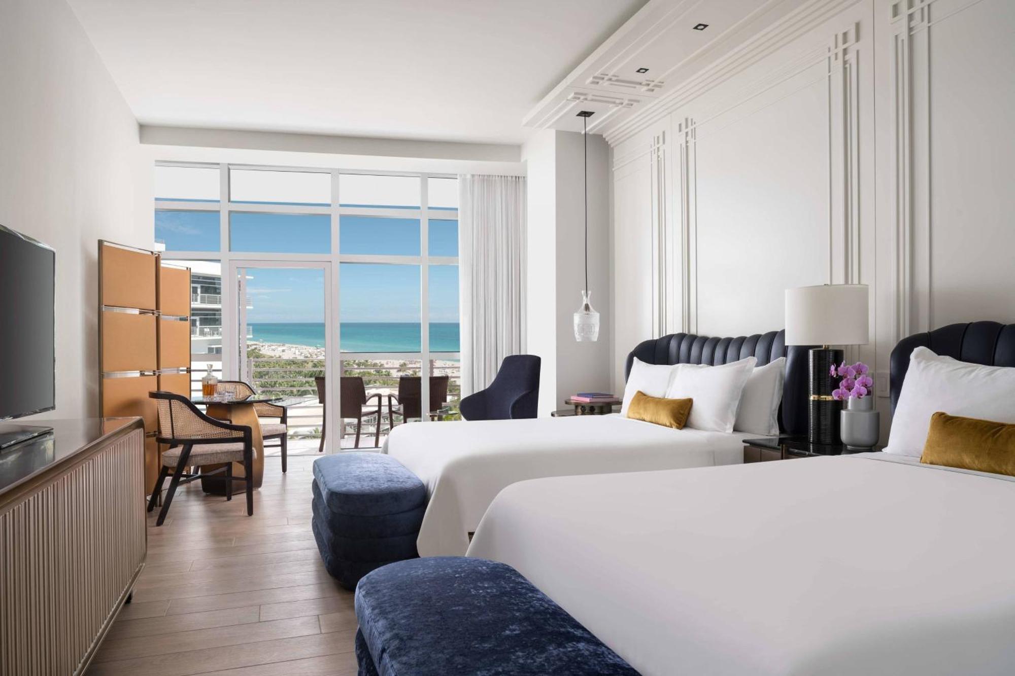 Partial Ocean View Room 2 Double Beds