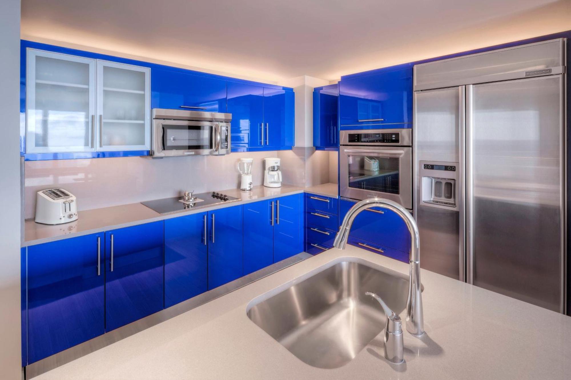 Supreme Two-Bedroom Residential Suite Ocean View Balcony Mobility or Hearing Accessible Roll Shower