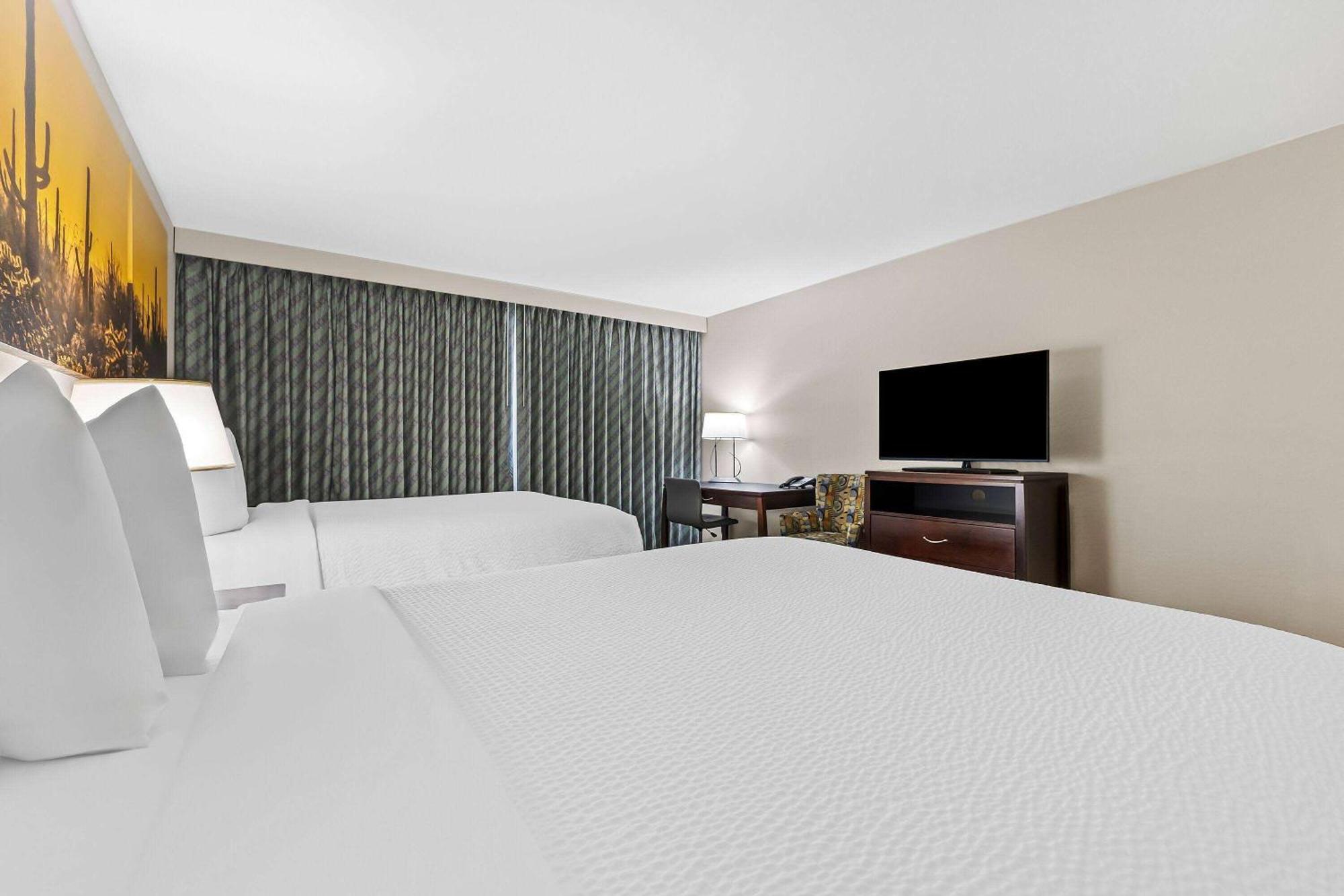 Standard Queen Room Two Queen Beds Non-Smoking No Pets Allowed
