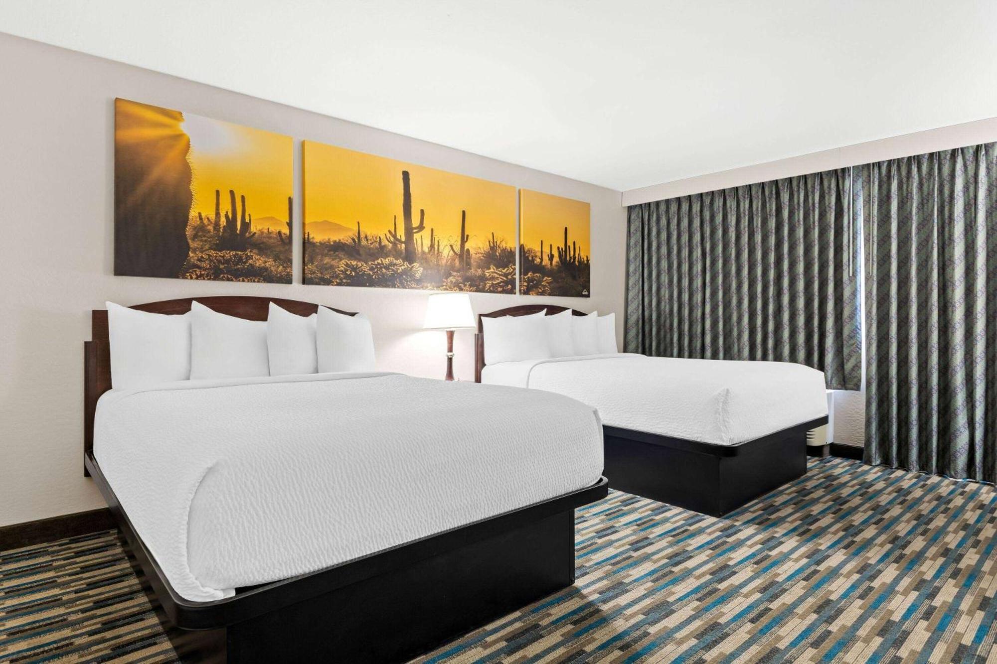 Standard Queen Room Two Queen Beds Non-Smoking No Pets Allowed