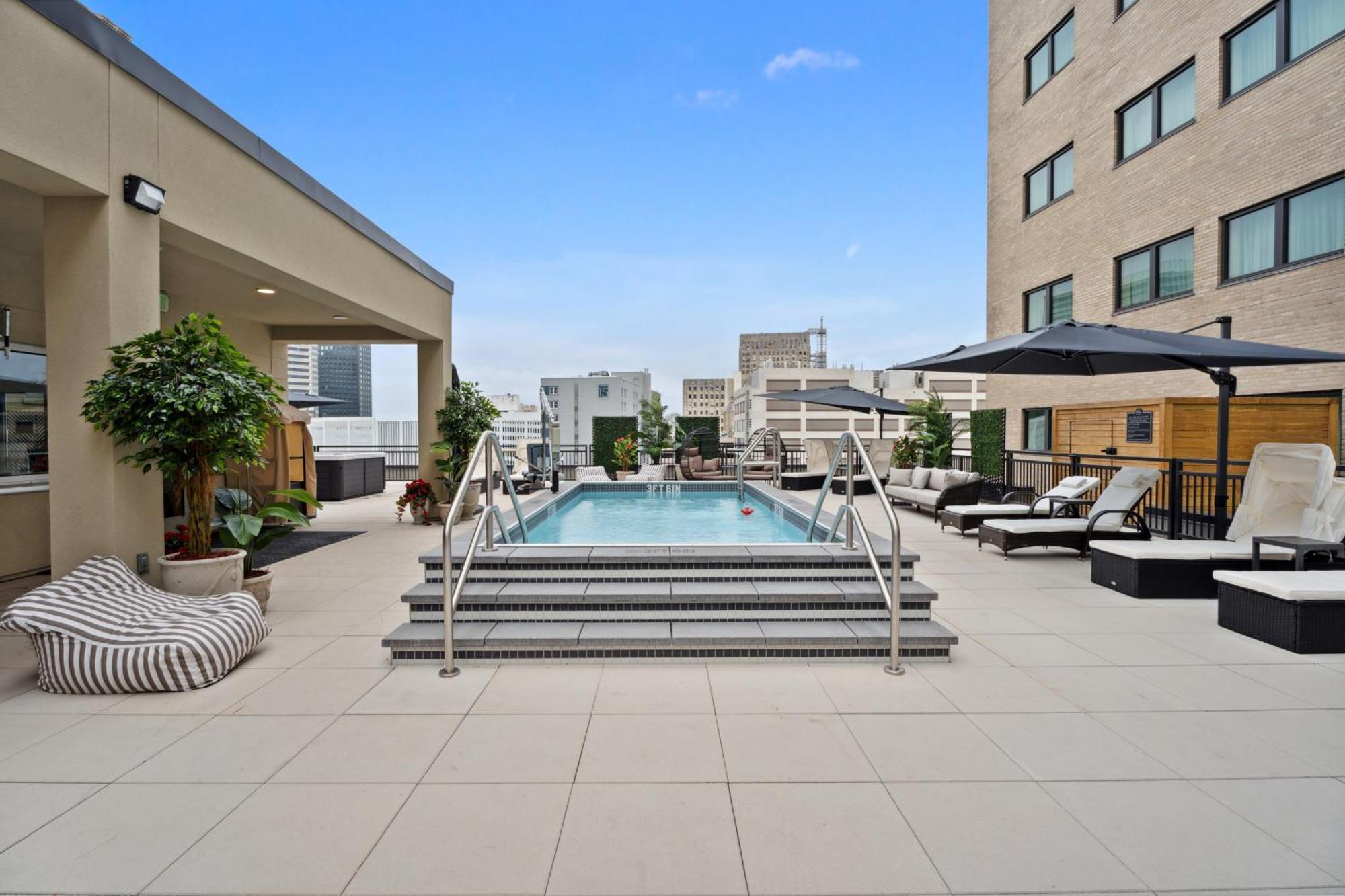 Five-Bedroom Premium Apartment
