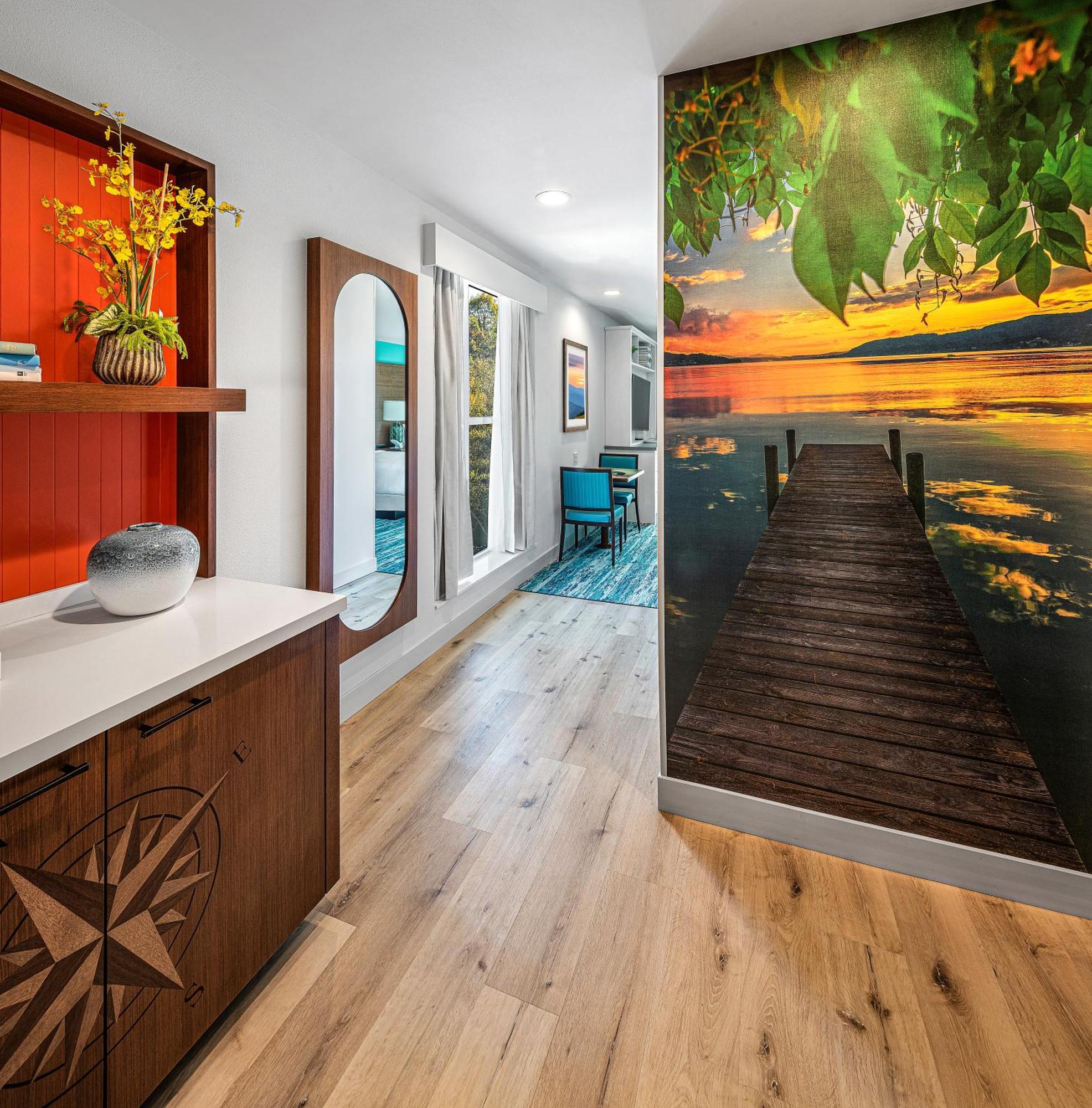 Double Queen Pool Facing Guest Room