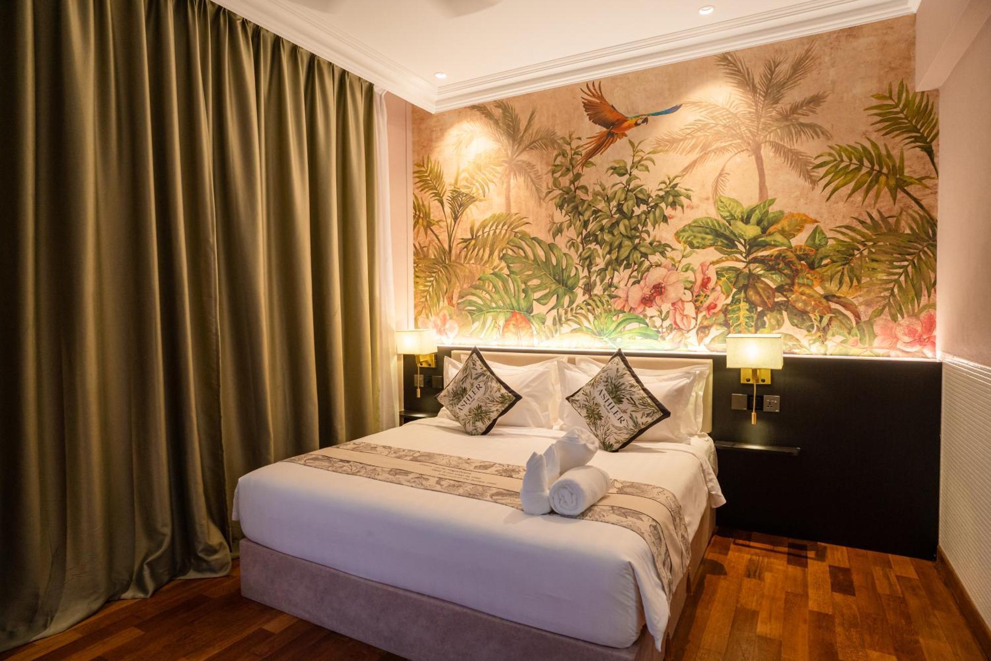 Deluxe King Suite