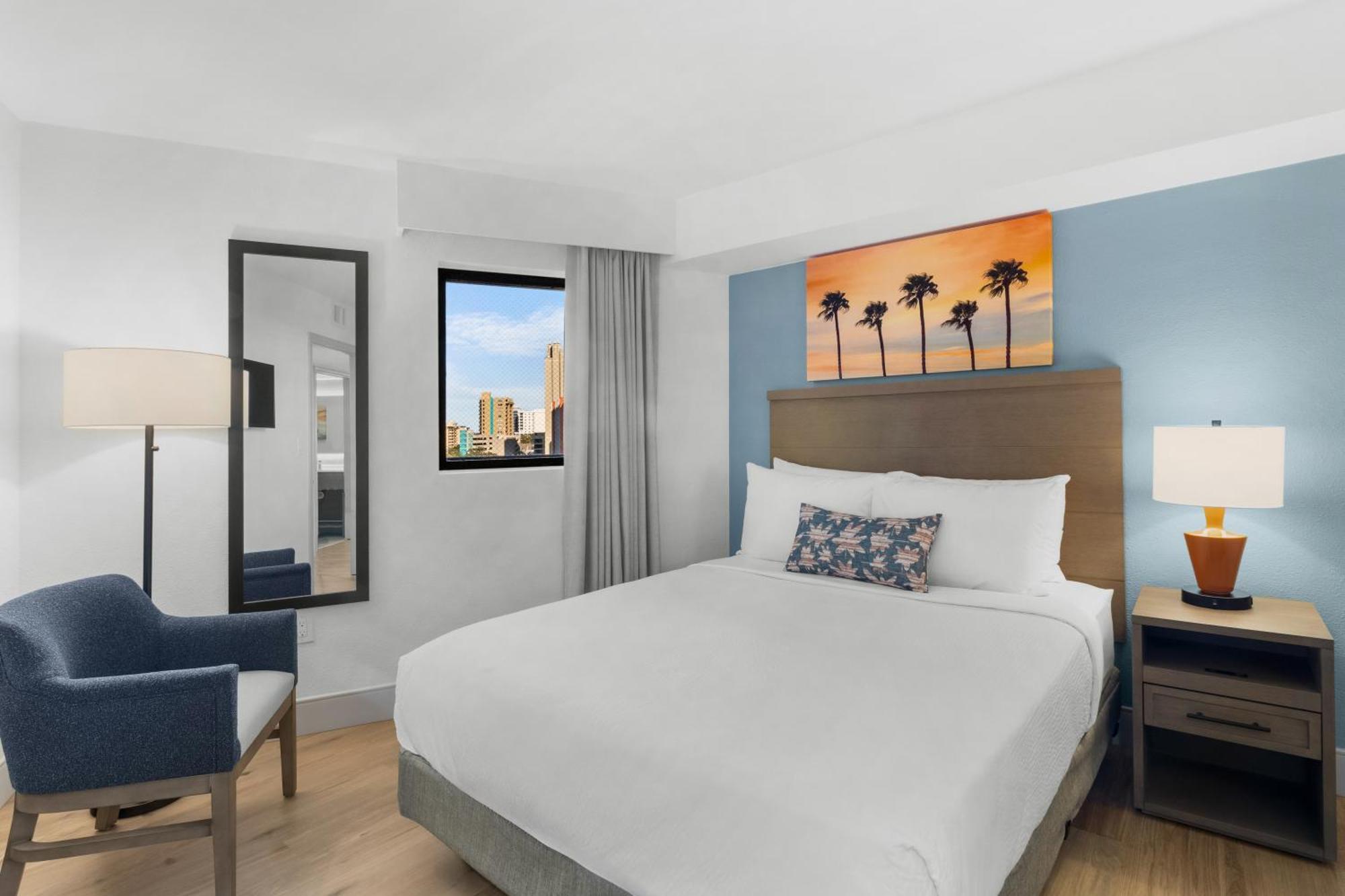 South Tower Angle Ocean View Deluxe Three Bedroom Condo