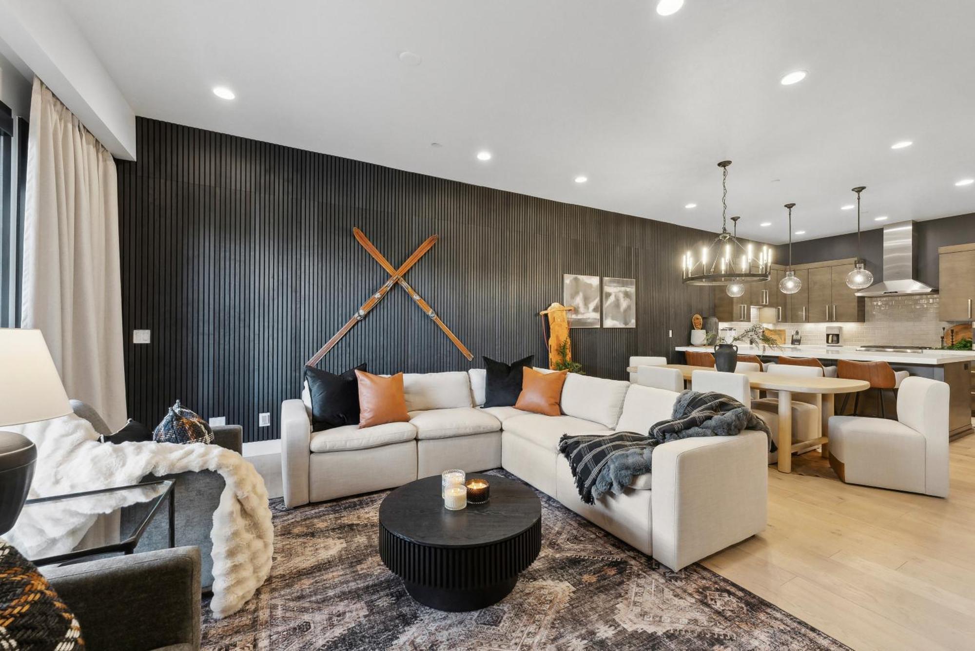 Three-Bedroom Deluxe Apartment
