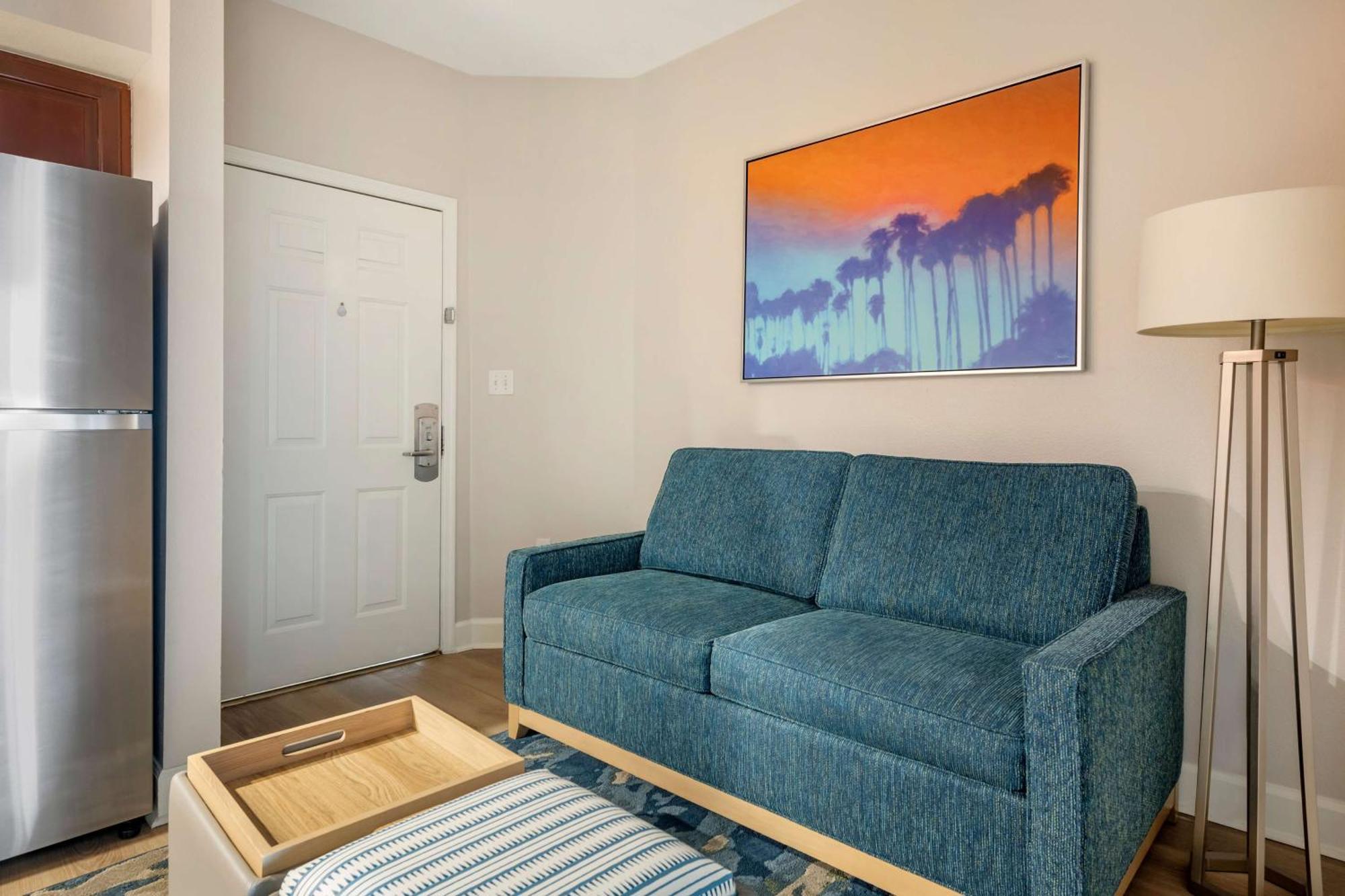 One-Bedroom King Suite Sofa Bed