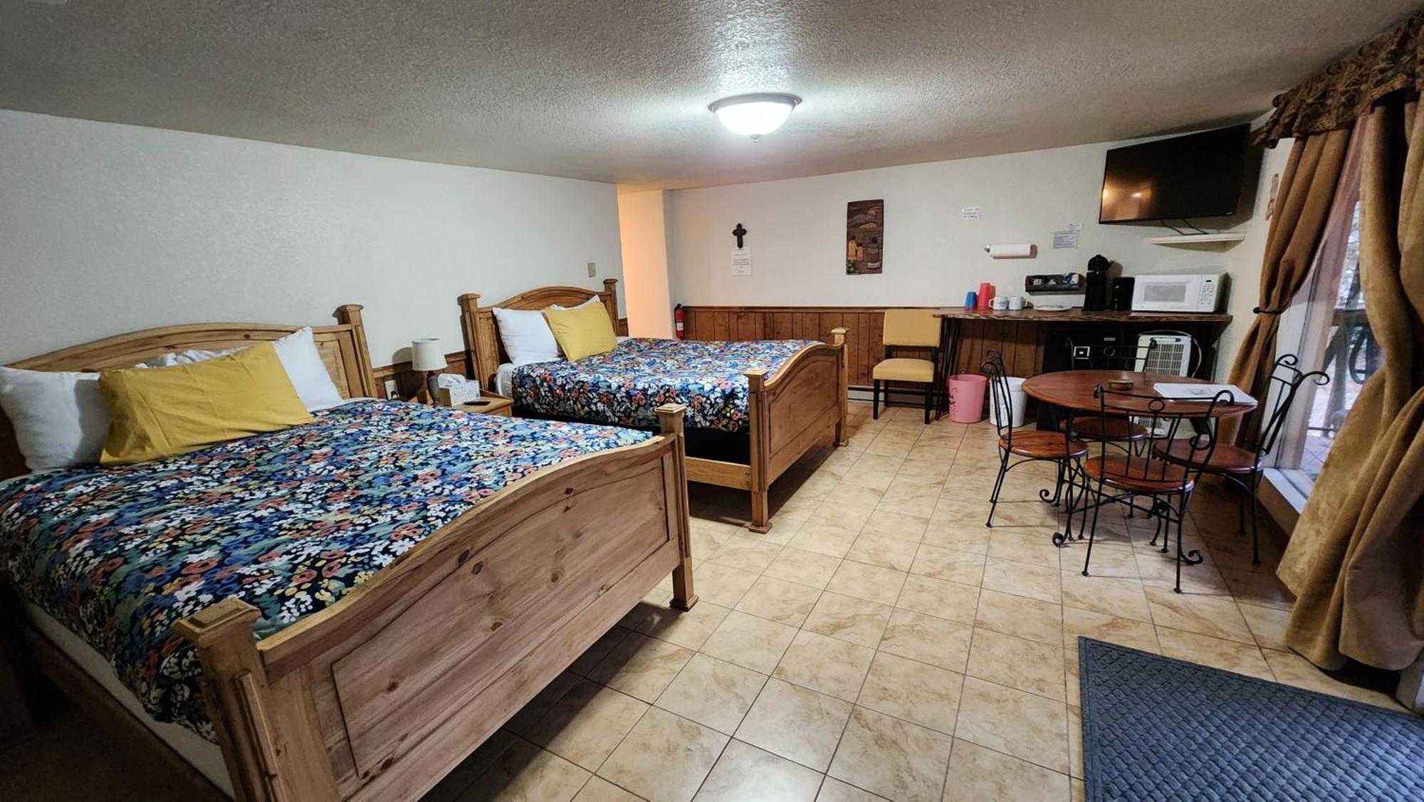 King Suite Deck