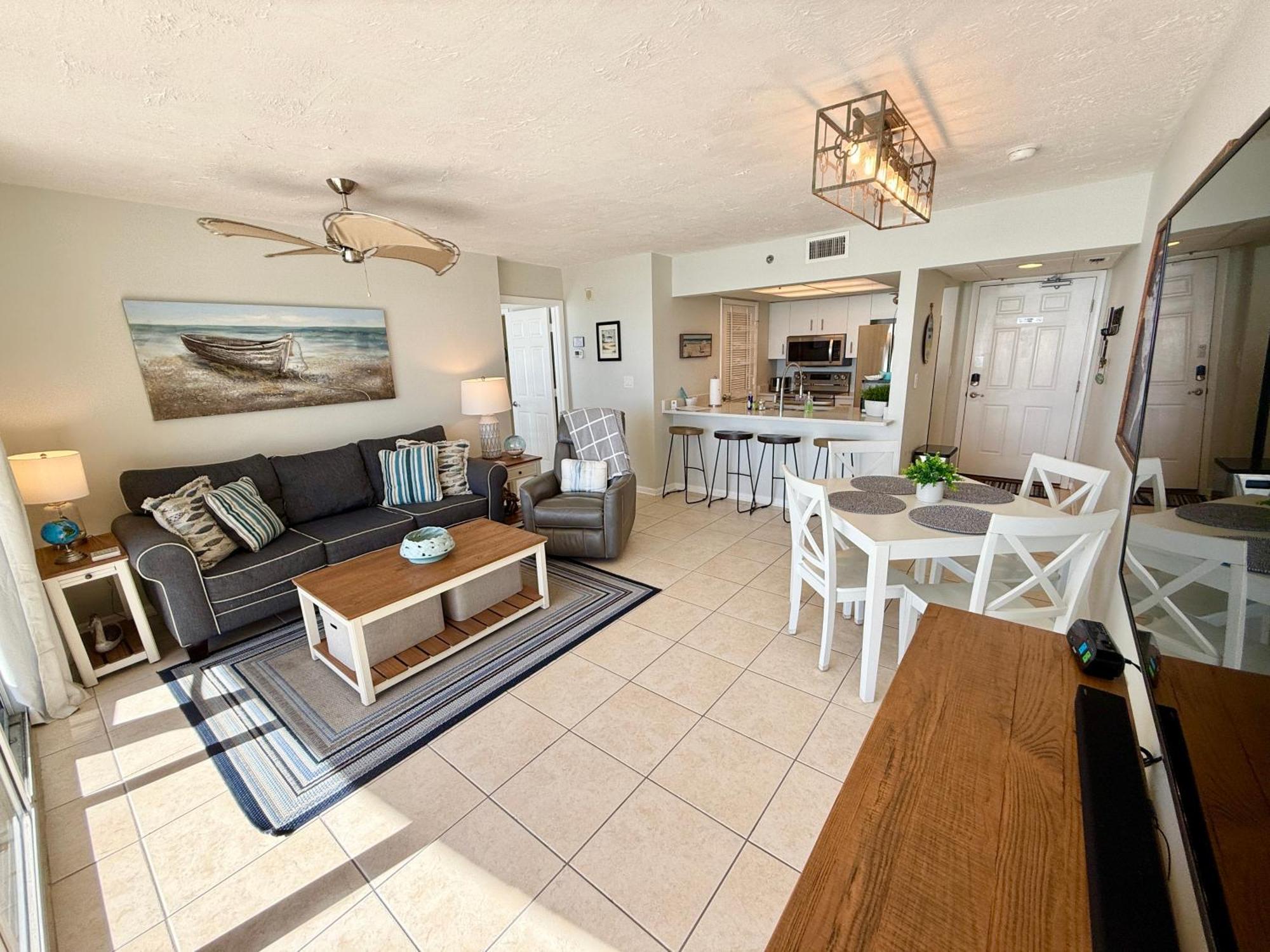 Family Room Sea View