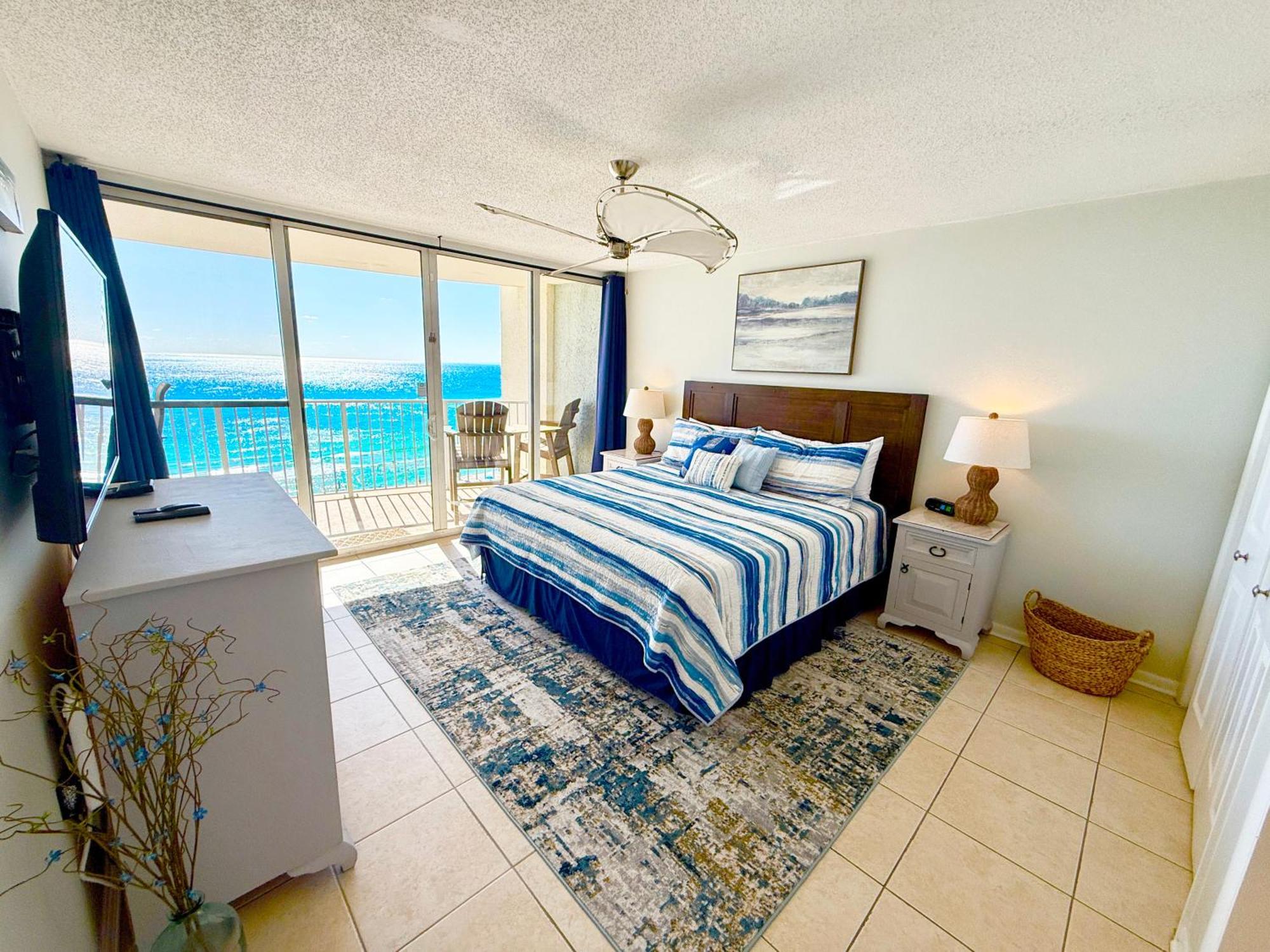 Family Room Sea View