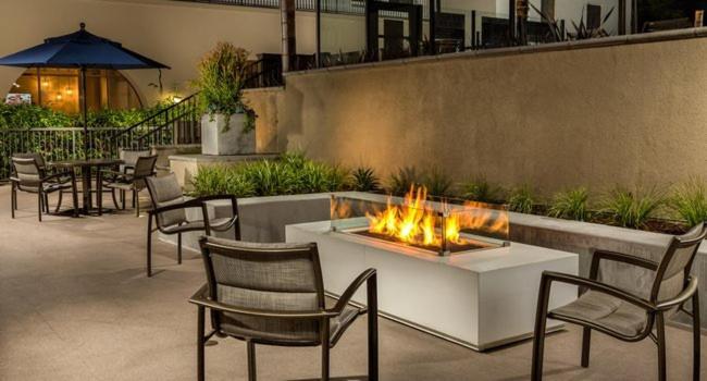 One-Bedroom Apartment Garden View