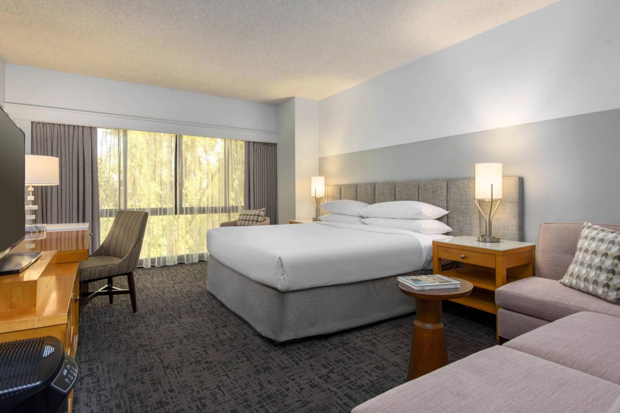 King Room No Resort Fees