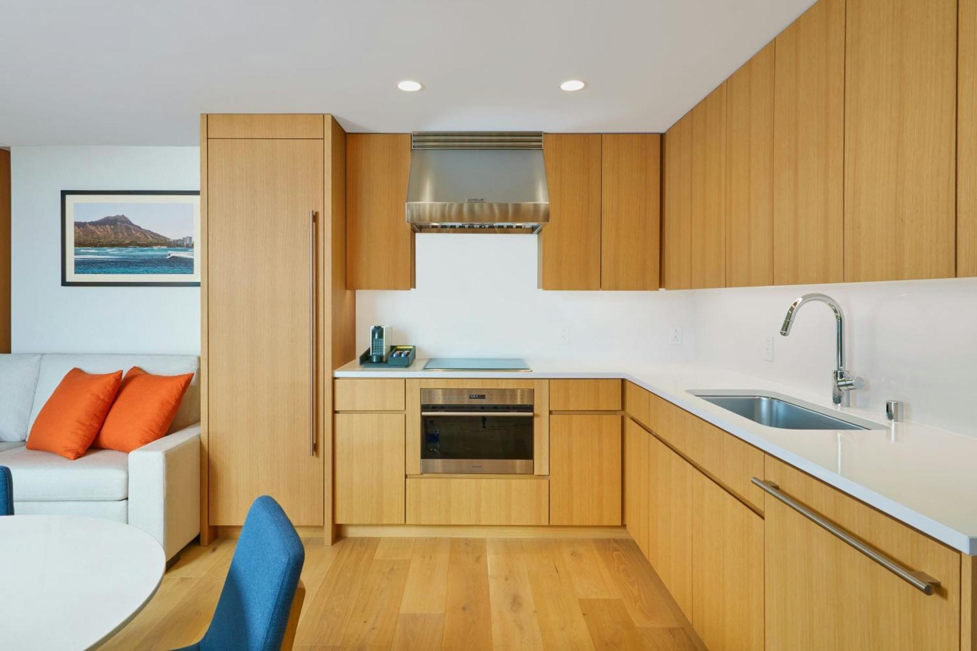 Premier One-Bedroom King Suite Ocean View