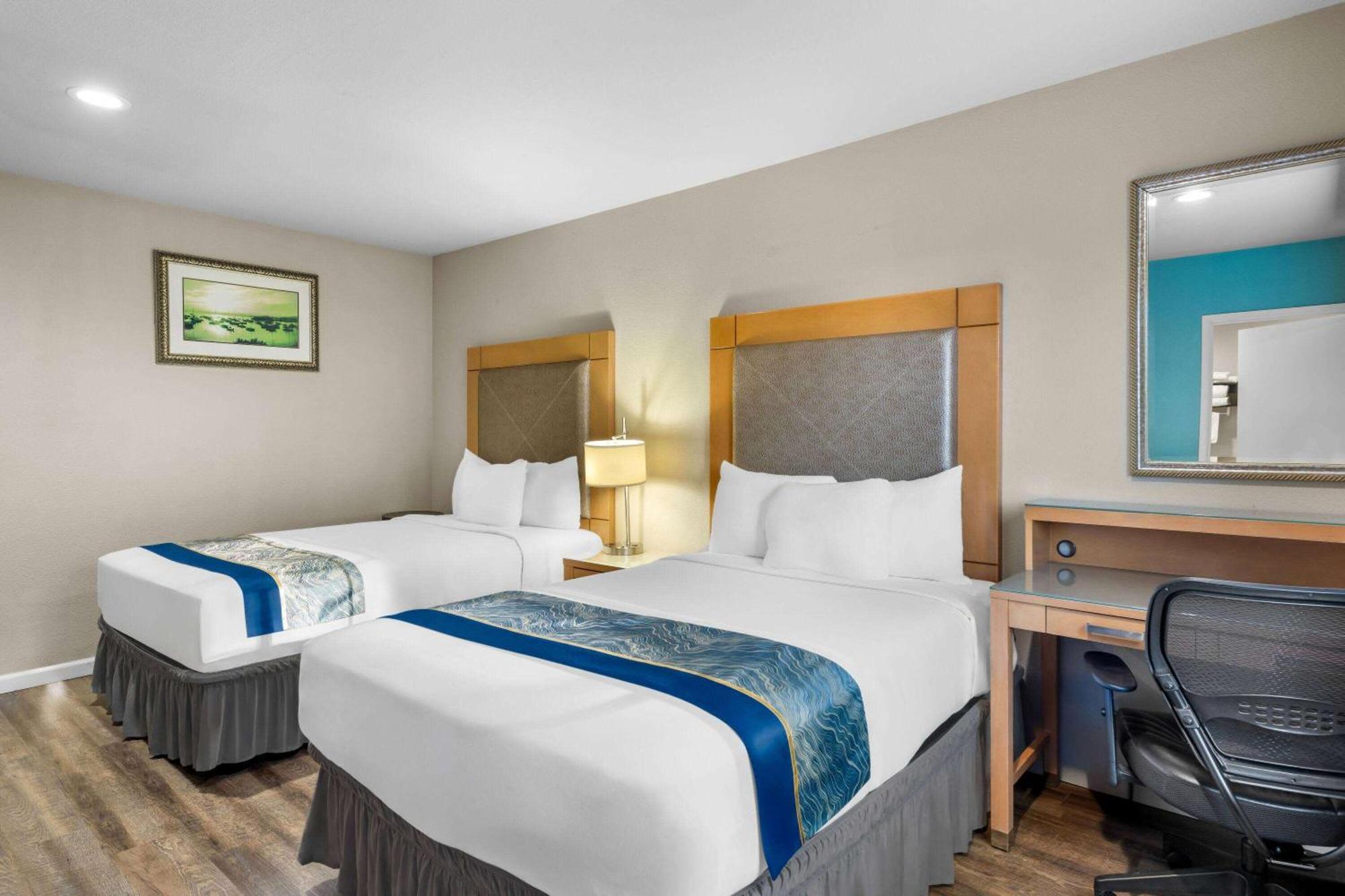 Standard Room Two Double Beds
