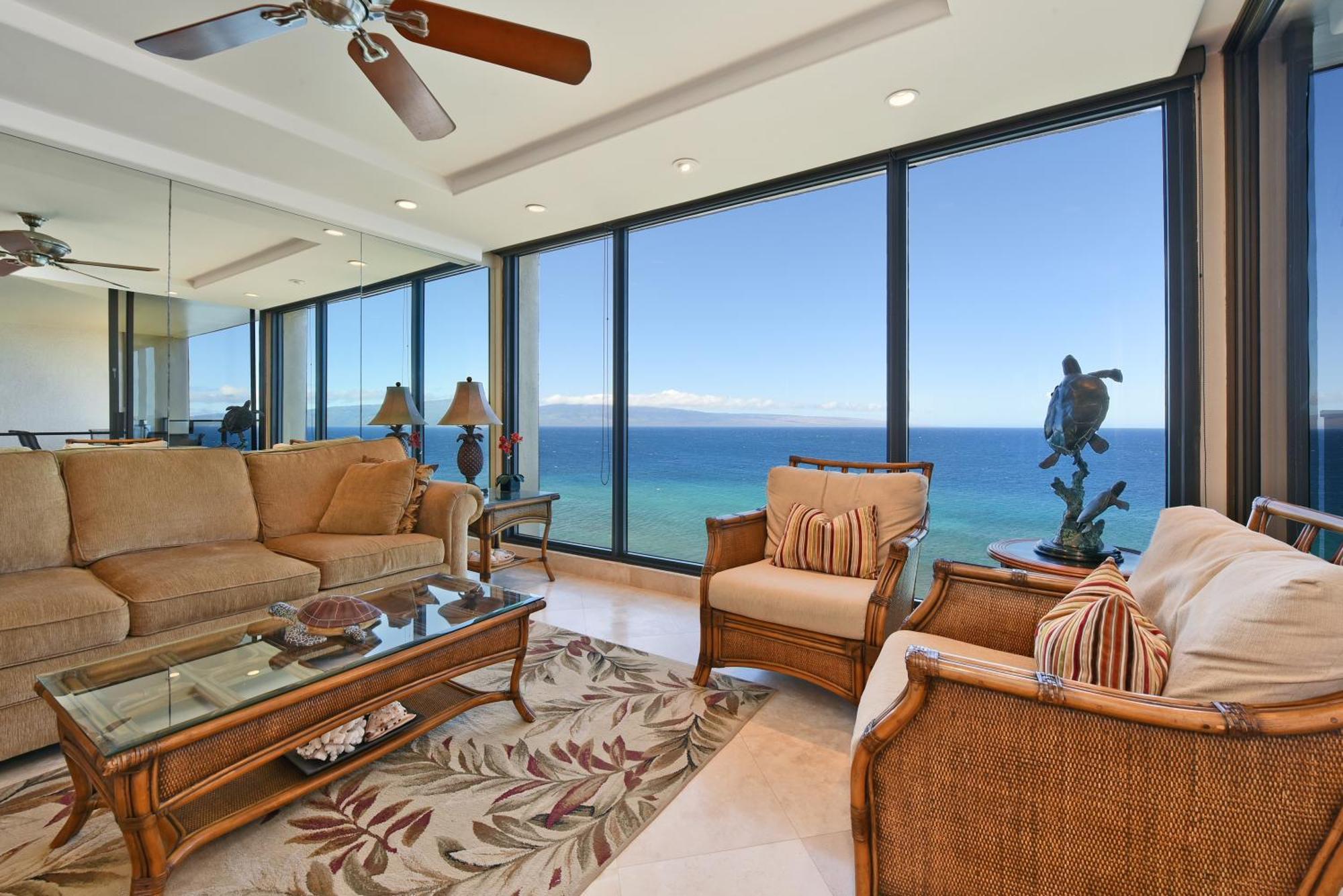 Deluxe One-Bedroom Apartment Ocean View