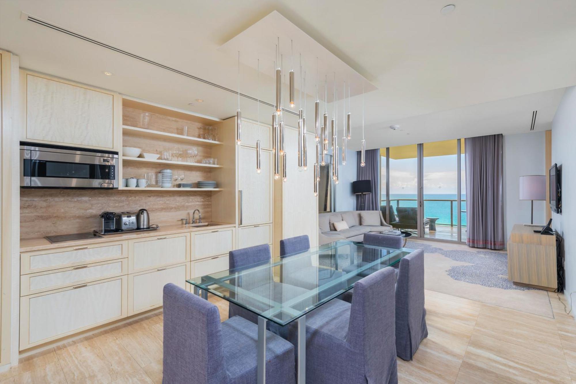 Two-Bedroom Deluxe Apartment Ocean View