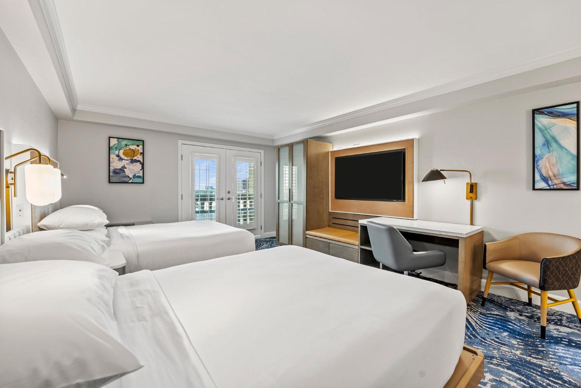 Standard Queen Room Two Queen Beds Mobility Accessible Tub
