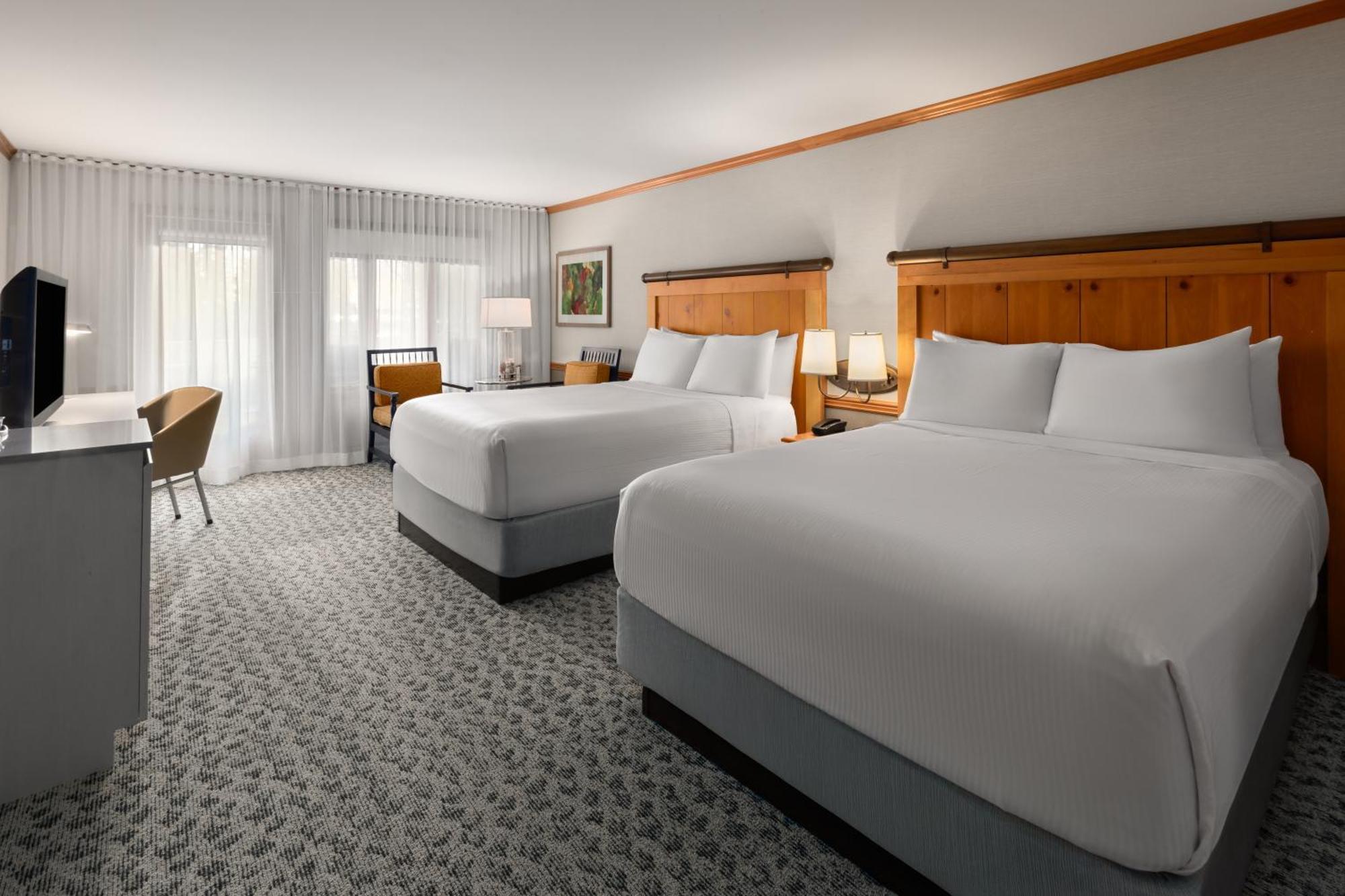 Premier Queen Room Two Queen Beds Balcony Non-Smoking