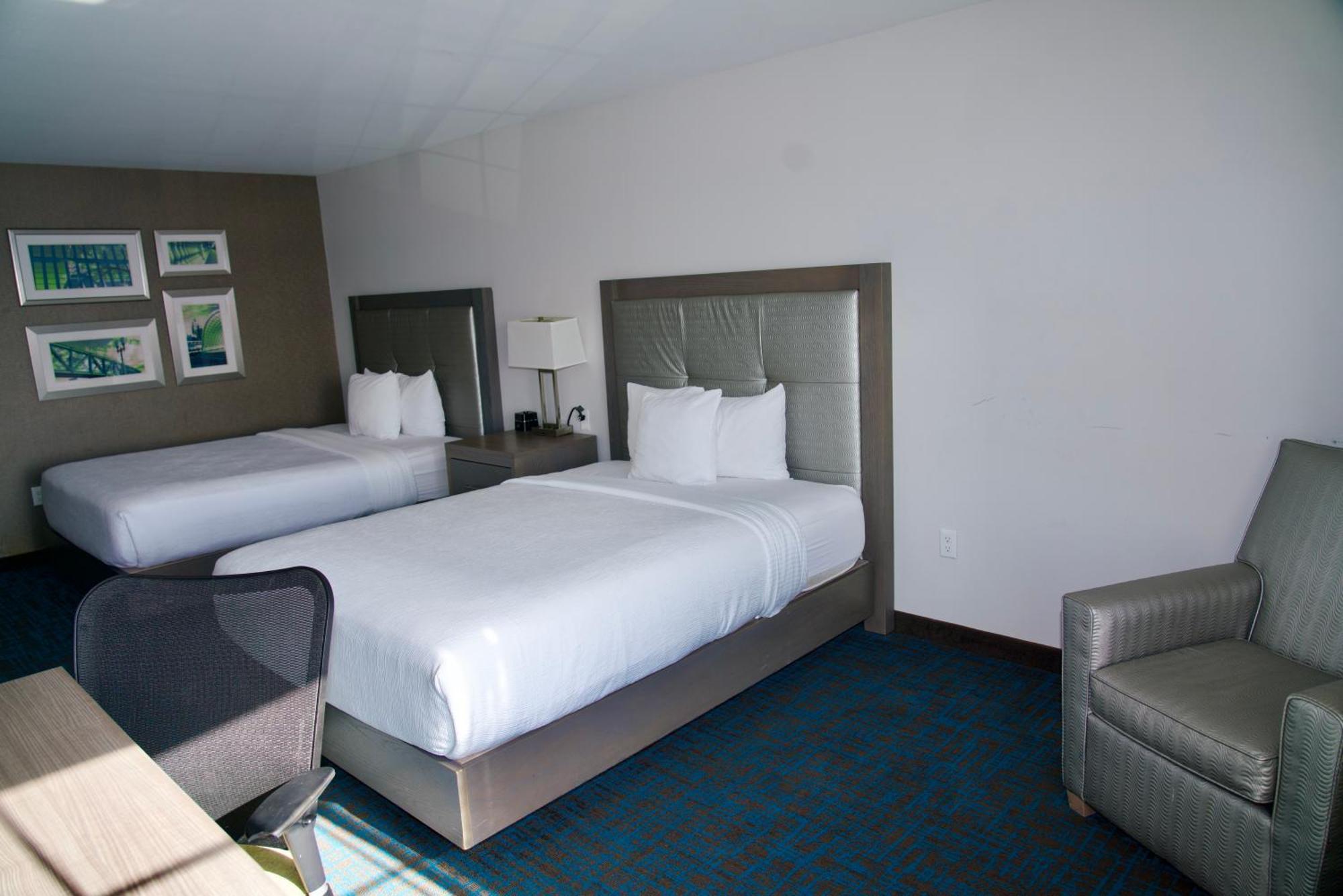 Queen Room Two Queen Beds