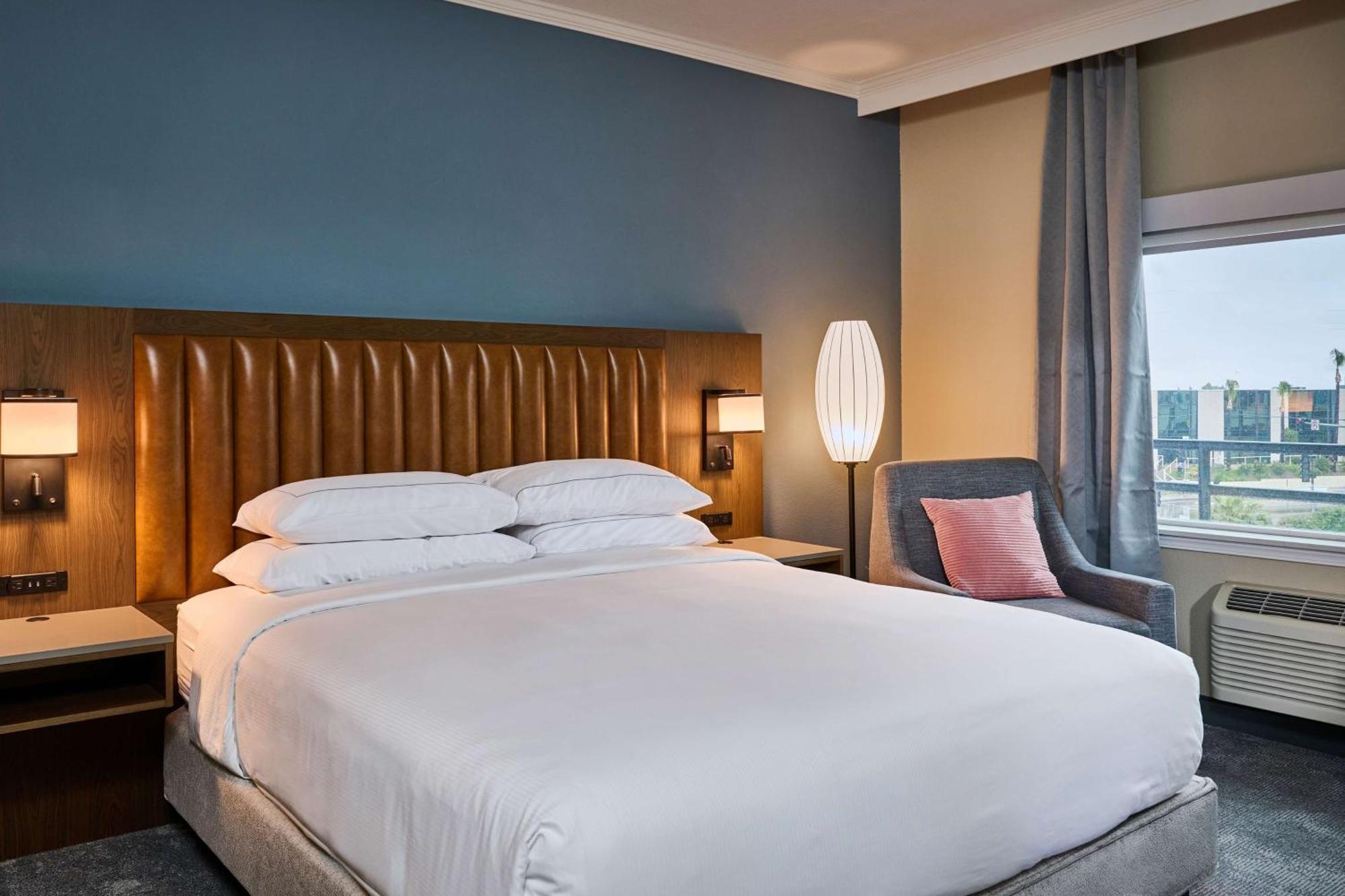 Two-Bedroom King Suite