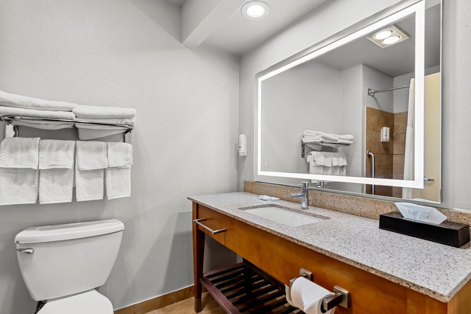 Quadruple Room Disability Access or Non Smoking