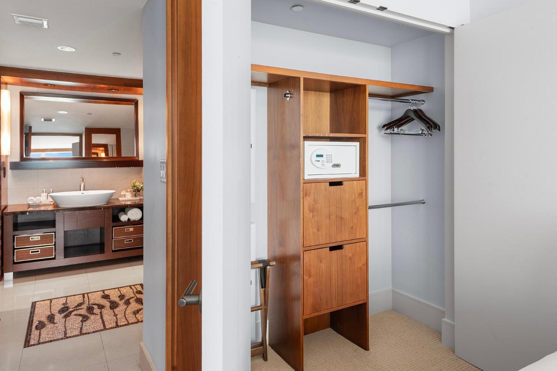 Two-Bedroom Apartment Oceanfront