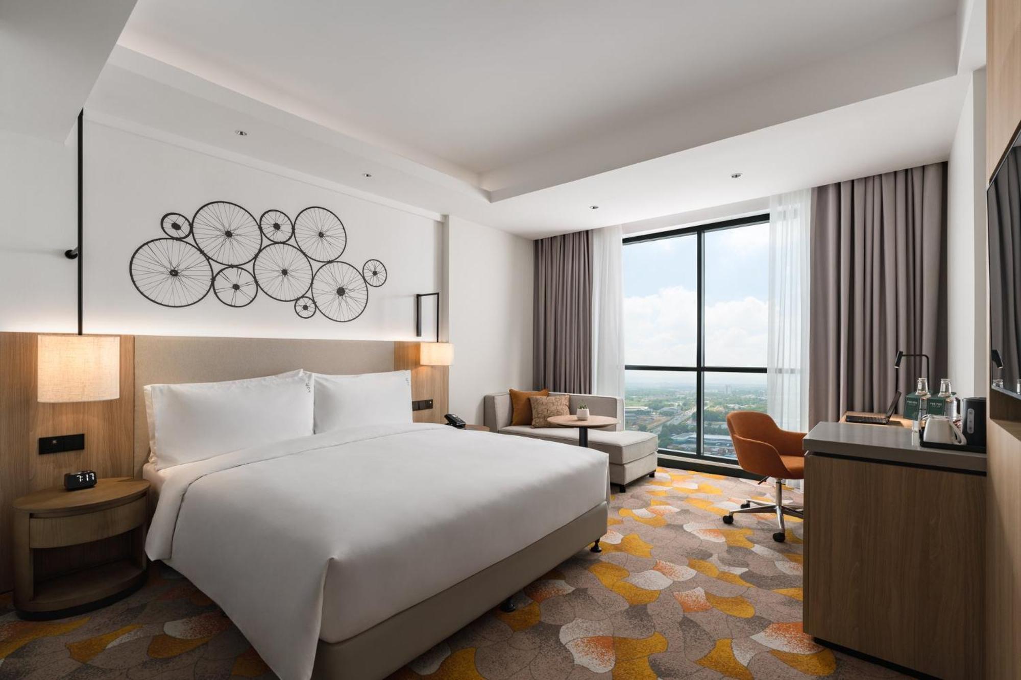 Premium King Room