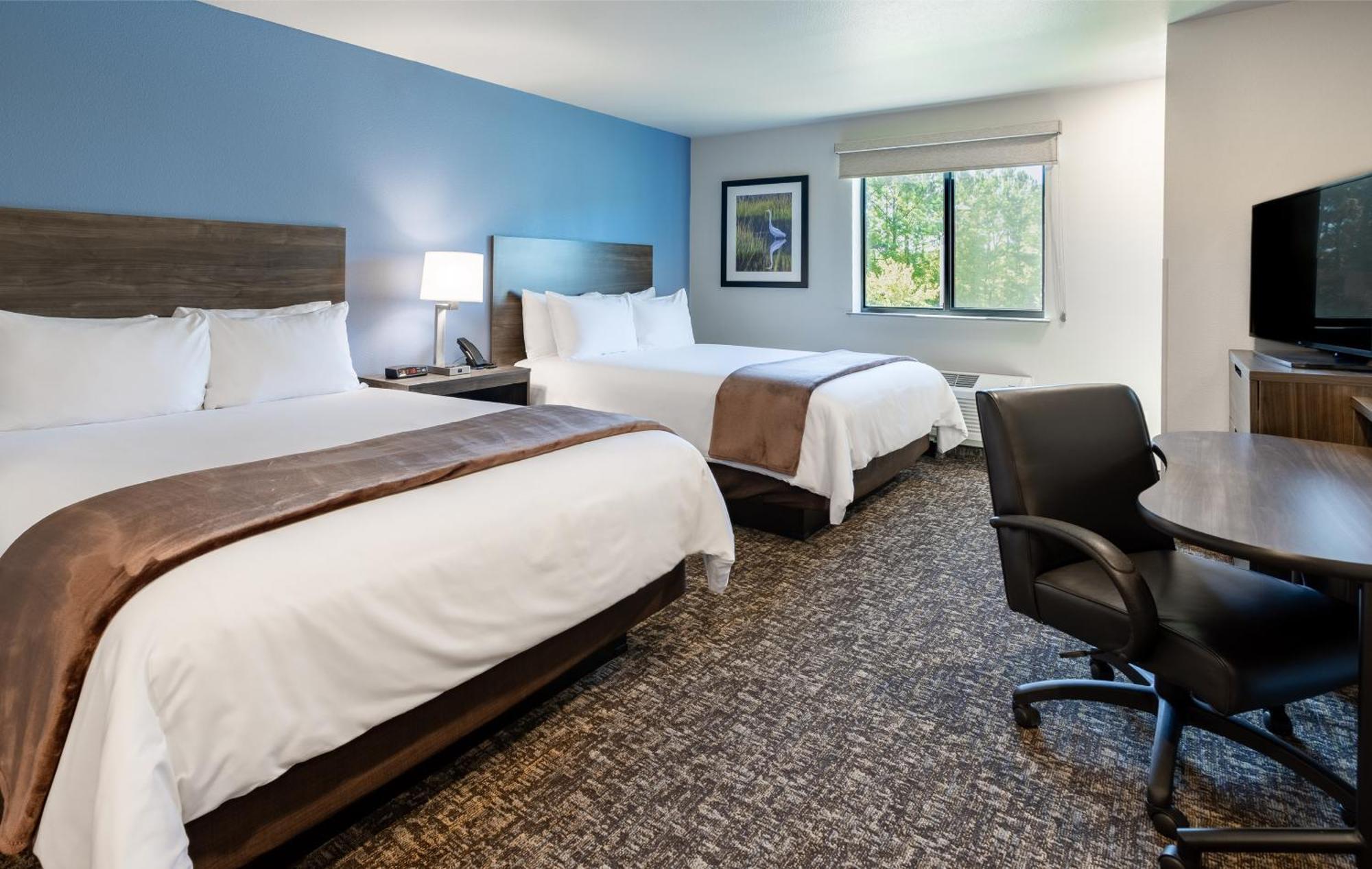 Standard Queen Room Two Queen Beds